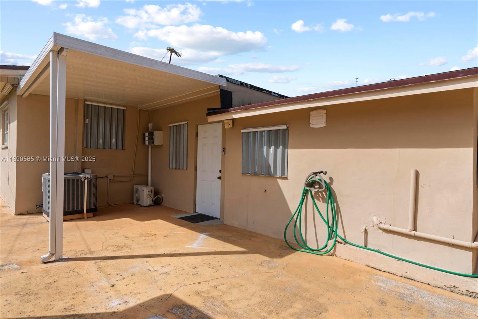 SUNLAND PARK SECTION 2 - Residential Lease
