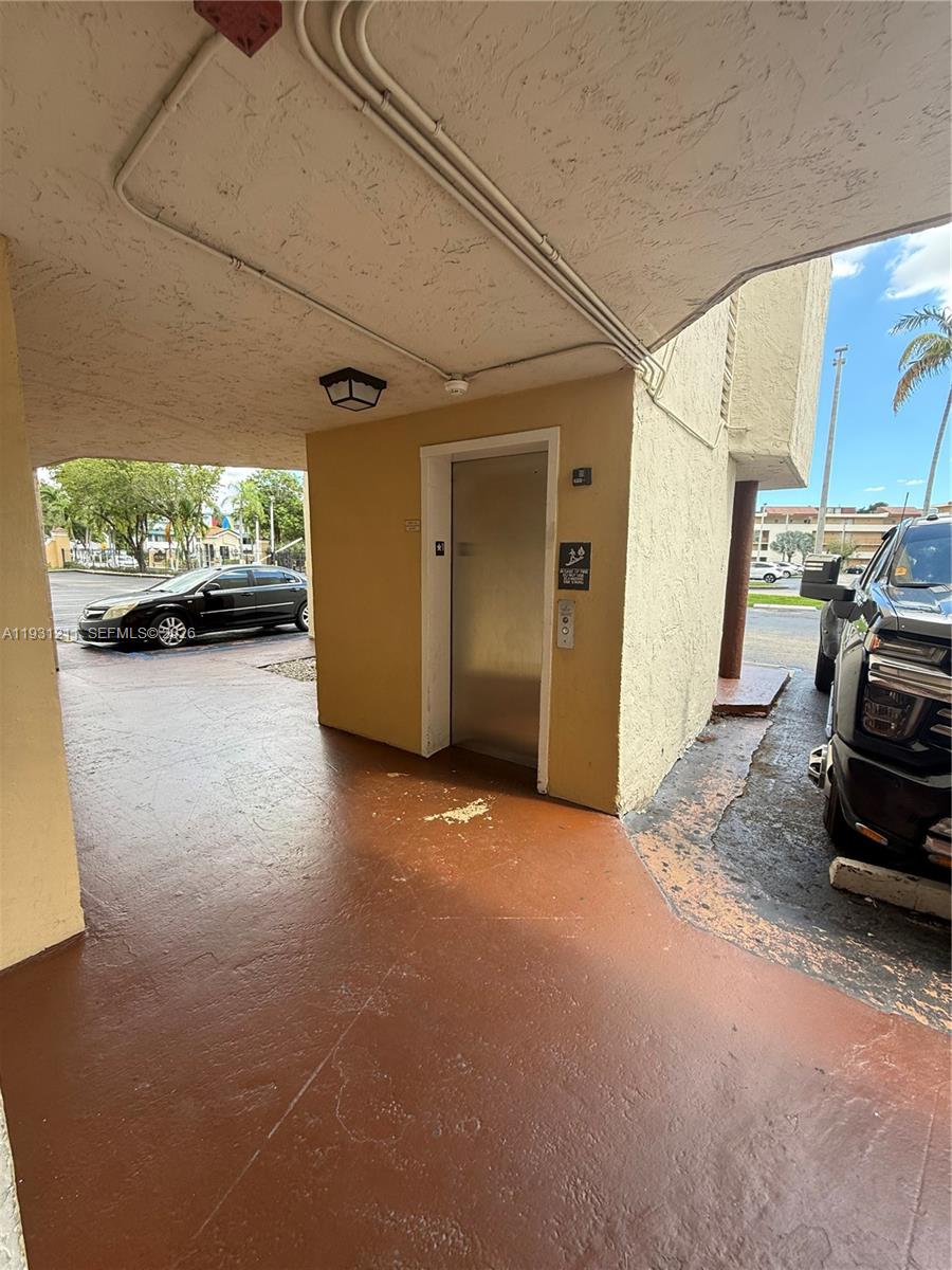 SAN MARCO CONDO - Residential