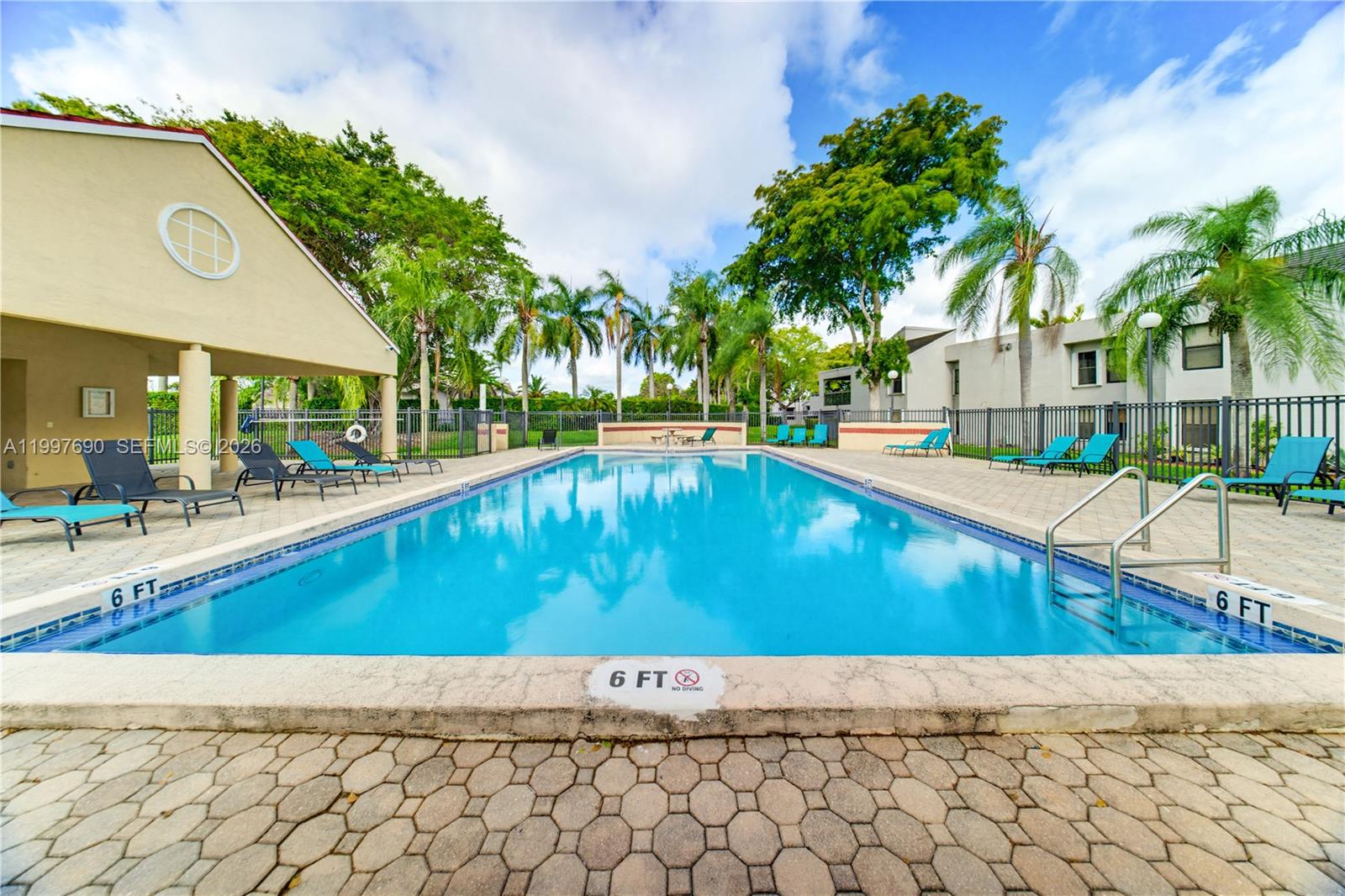 ELAN AT CALUSA CONDO II - Residential