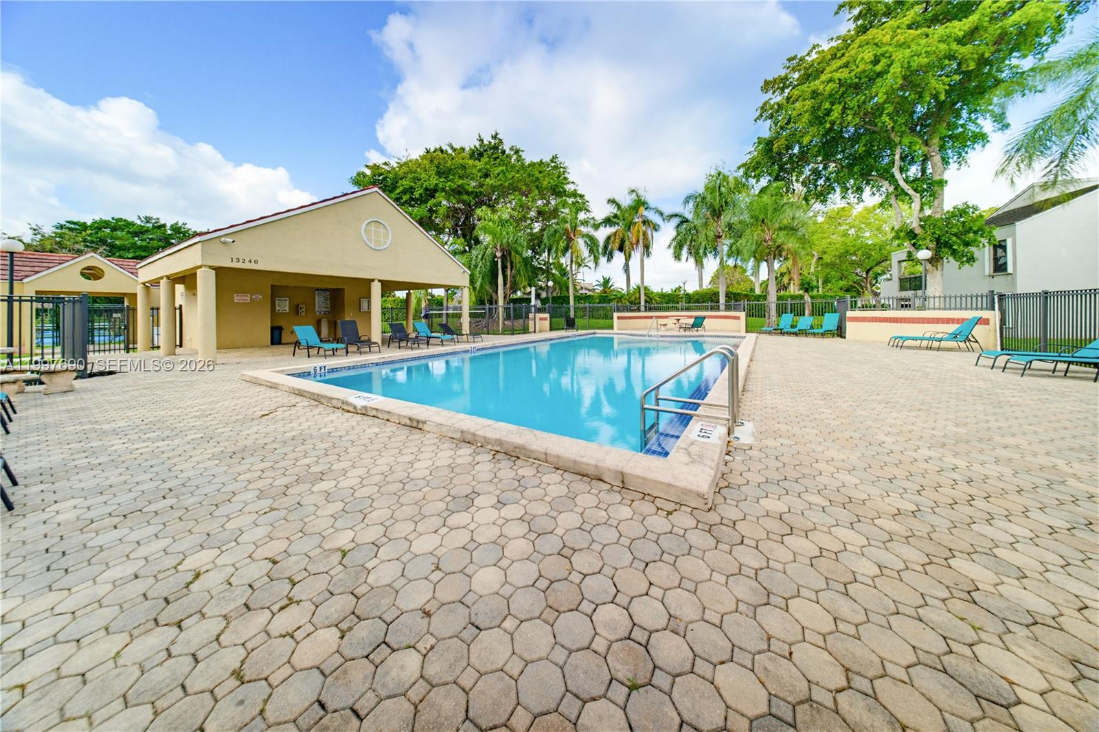 ELAN AT CALUSA CONDO II - Residential