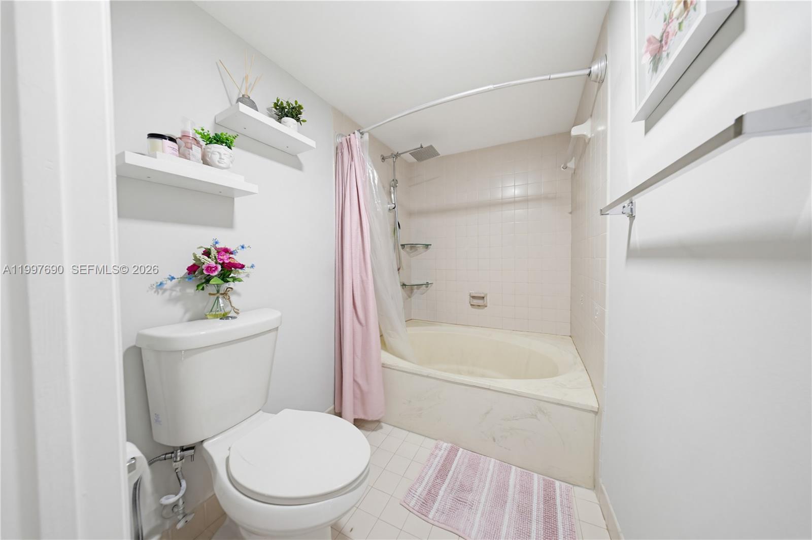 ELAN AT CALUSA CONDO II - Residential