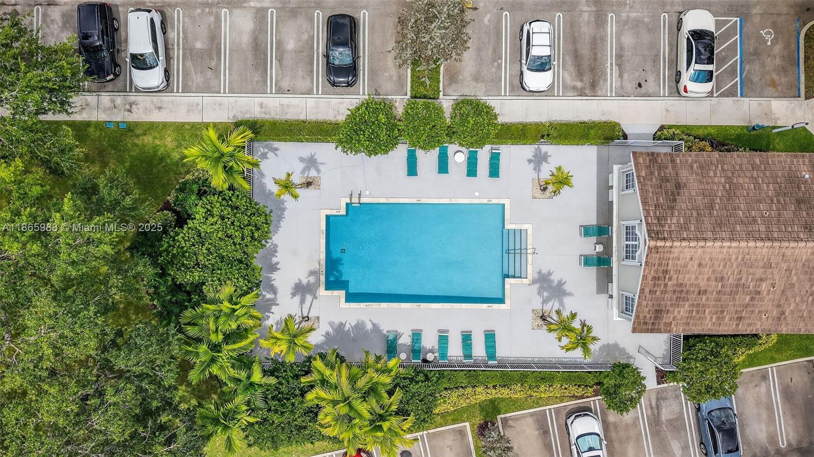 EAGLE TRACE - Residential