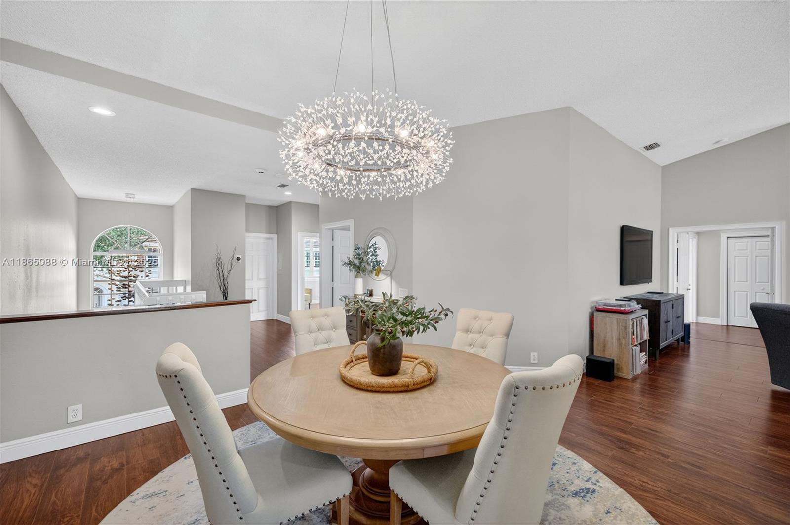 EAGLE TRACE - Residential