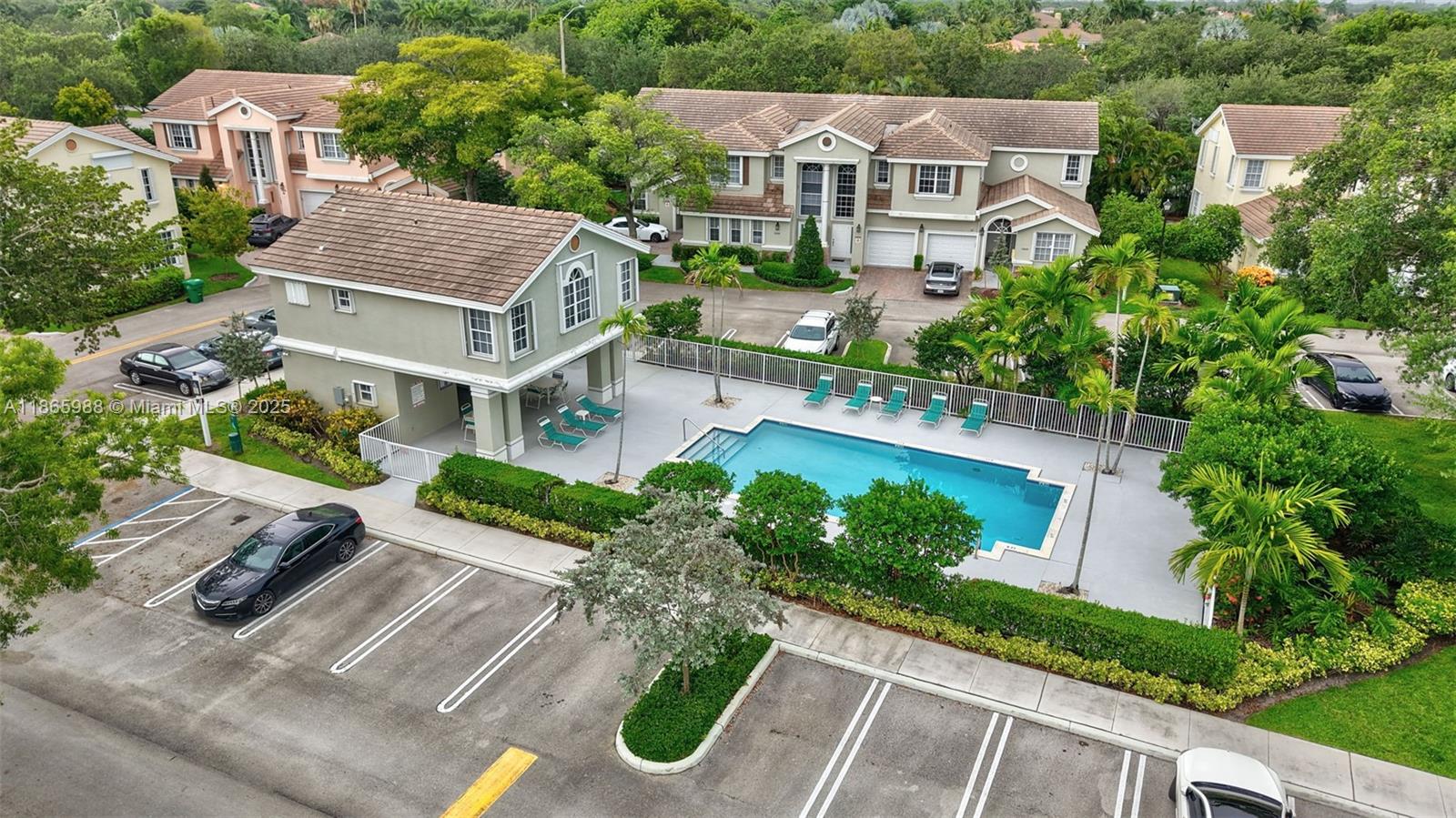 EAGLE TRACE - Residential