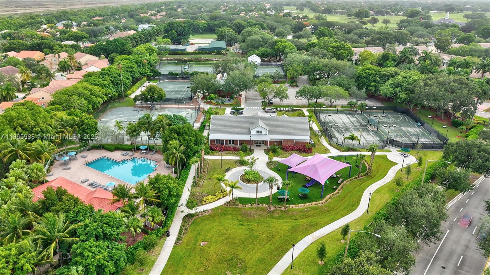 EAGLE TRACE - Residential