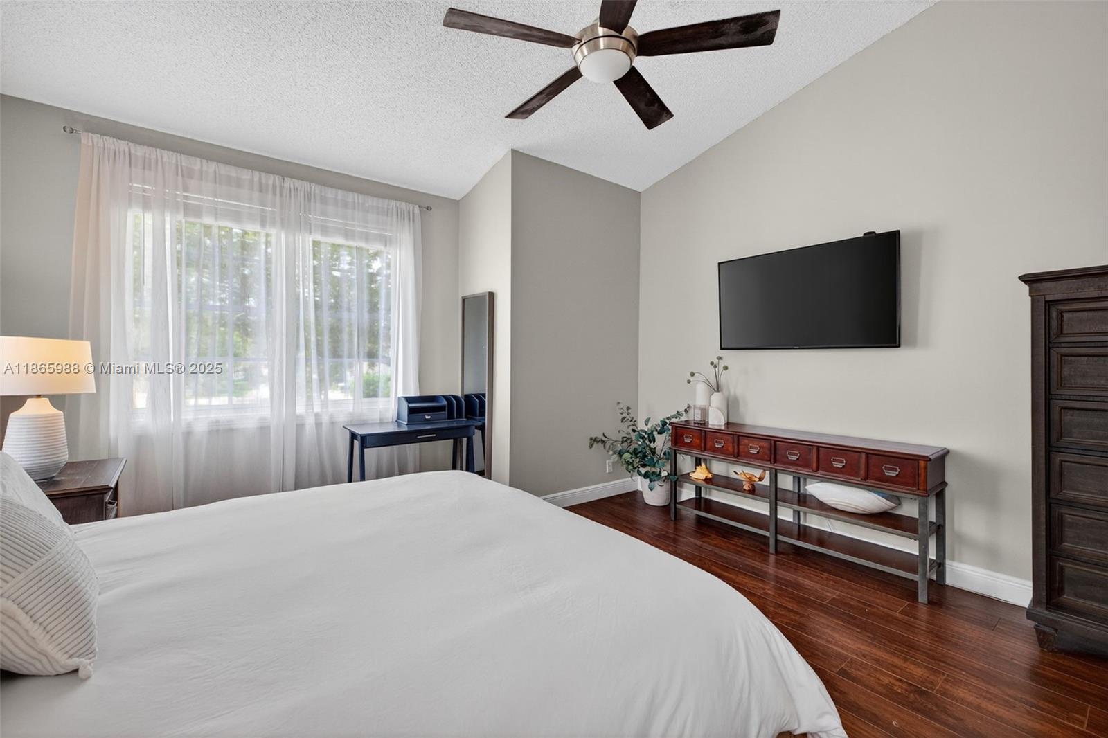 EAGLE TRACE - Residential