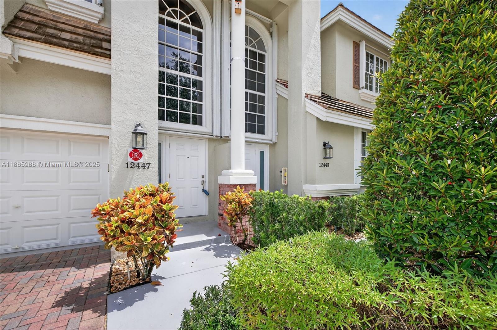 EAGLE TRACE - Residential