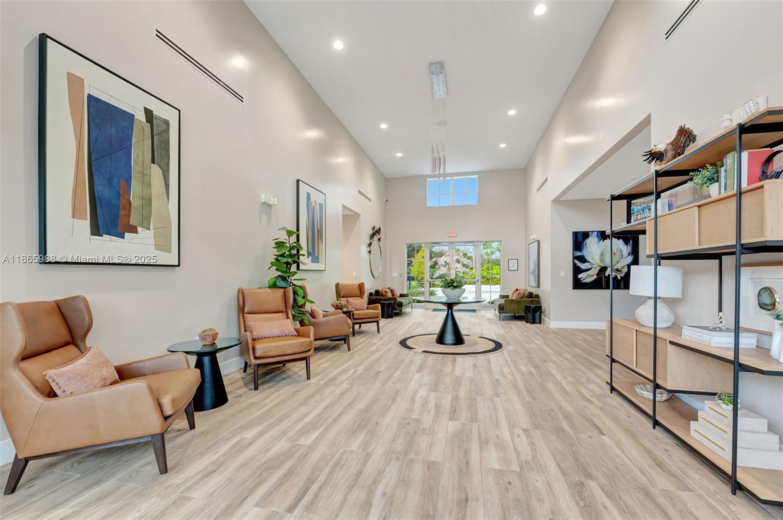 EAGLE TRACE - Residential