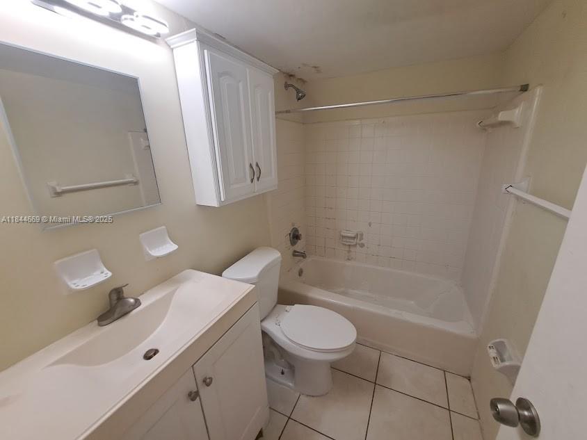 FAIRFIELD APTS CONDO - Residential Lease