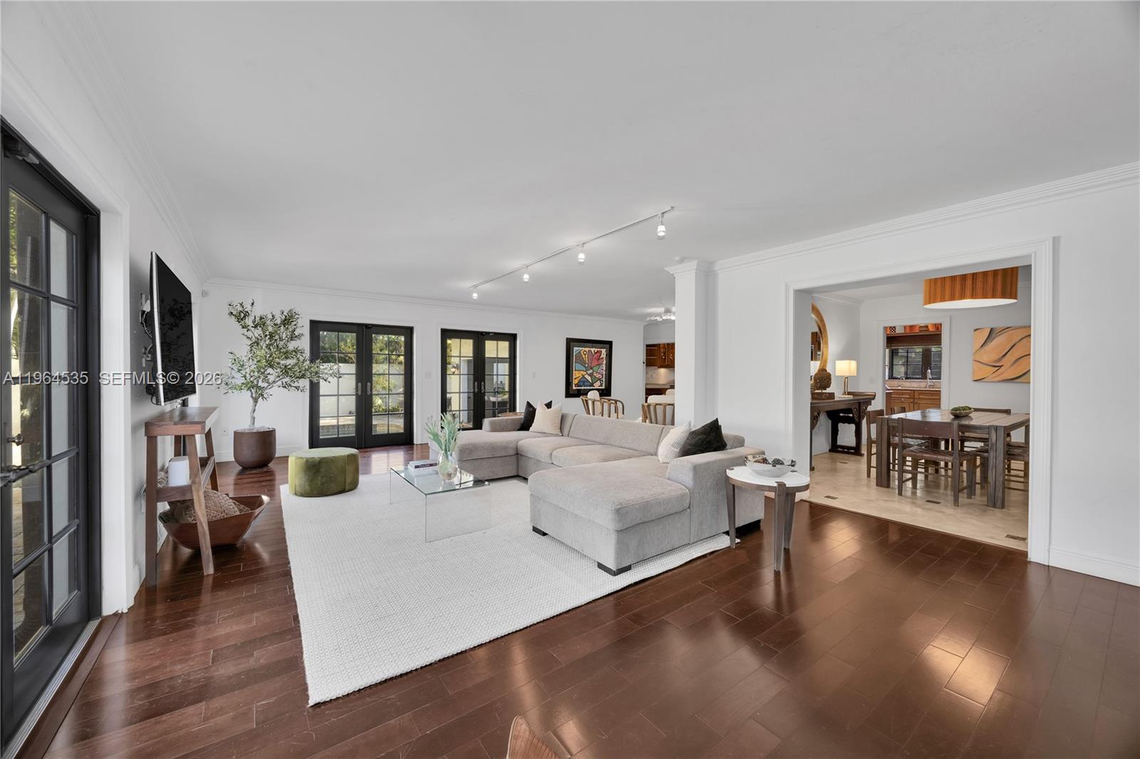 NATOMA MANORS - Residential