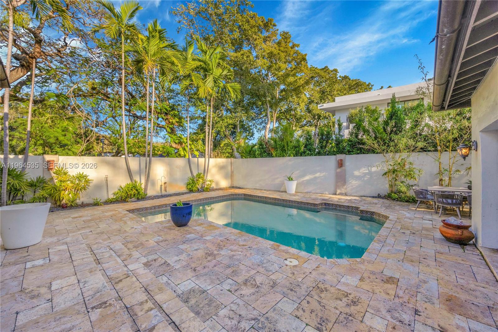 NATOMA MANORS - Residential