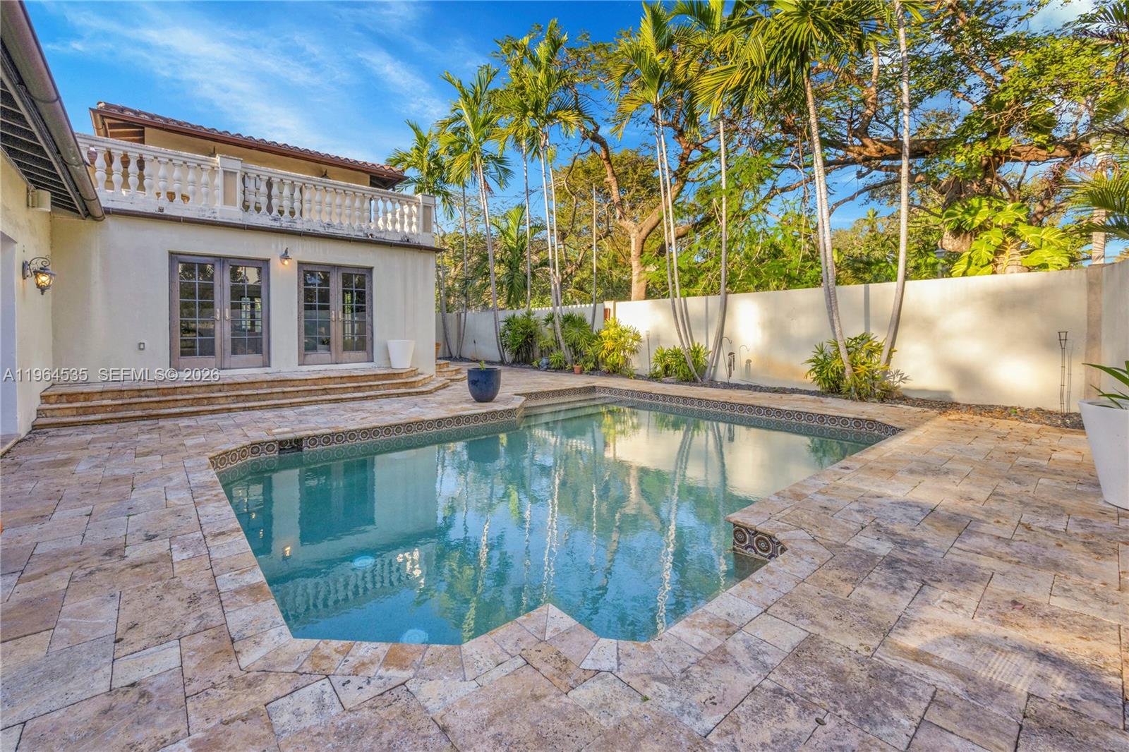 NATOMA MANORS - Residential