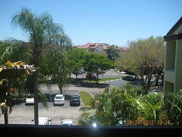 KENLAND POINTE CONDO #1 - Residential