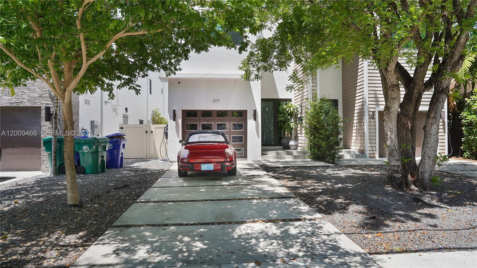 1371 SW 22nd Ter 1371