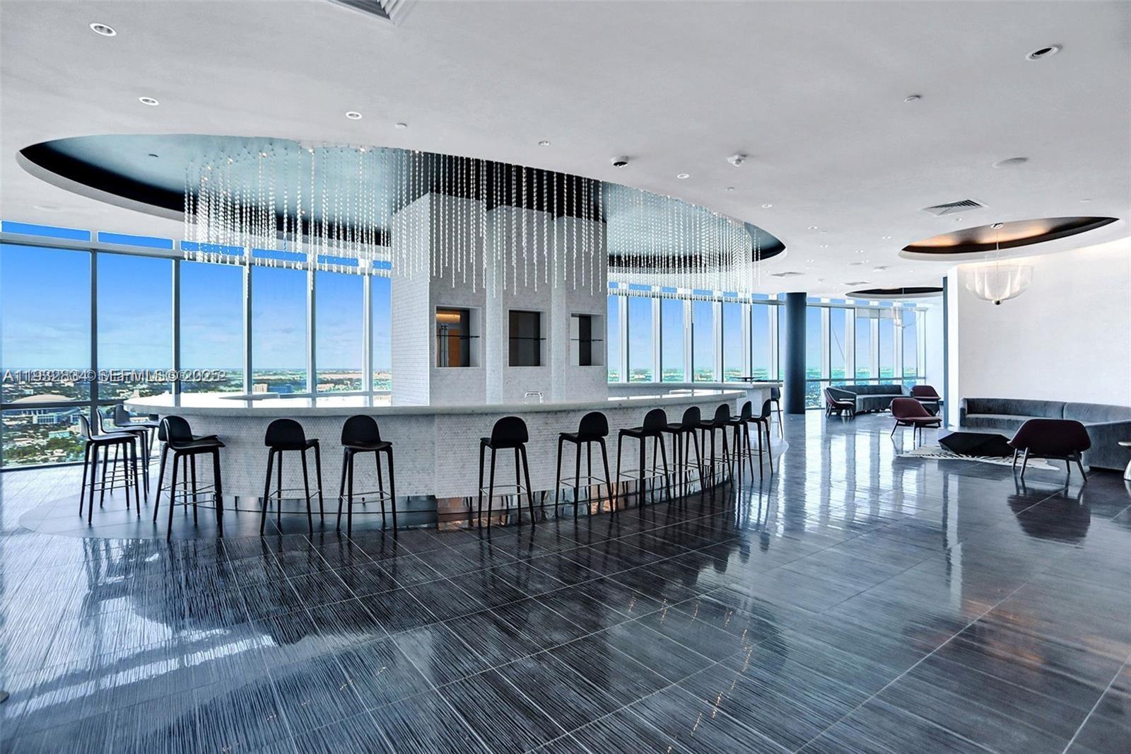 PARAMOUNT MIAMI WORLDCENT - Residential