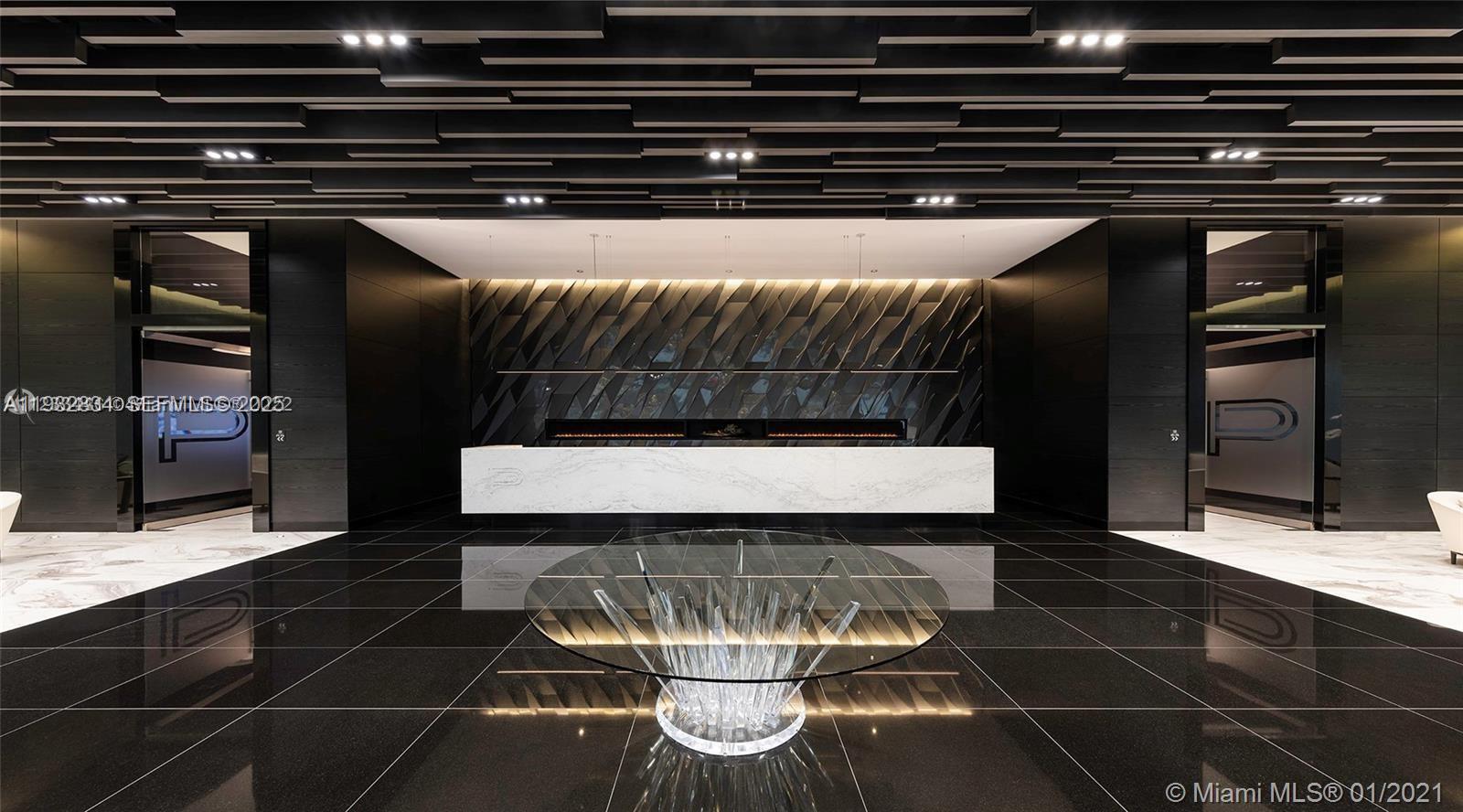 PARAMOUNT MIAMI WORLDCENT - Residential