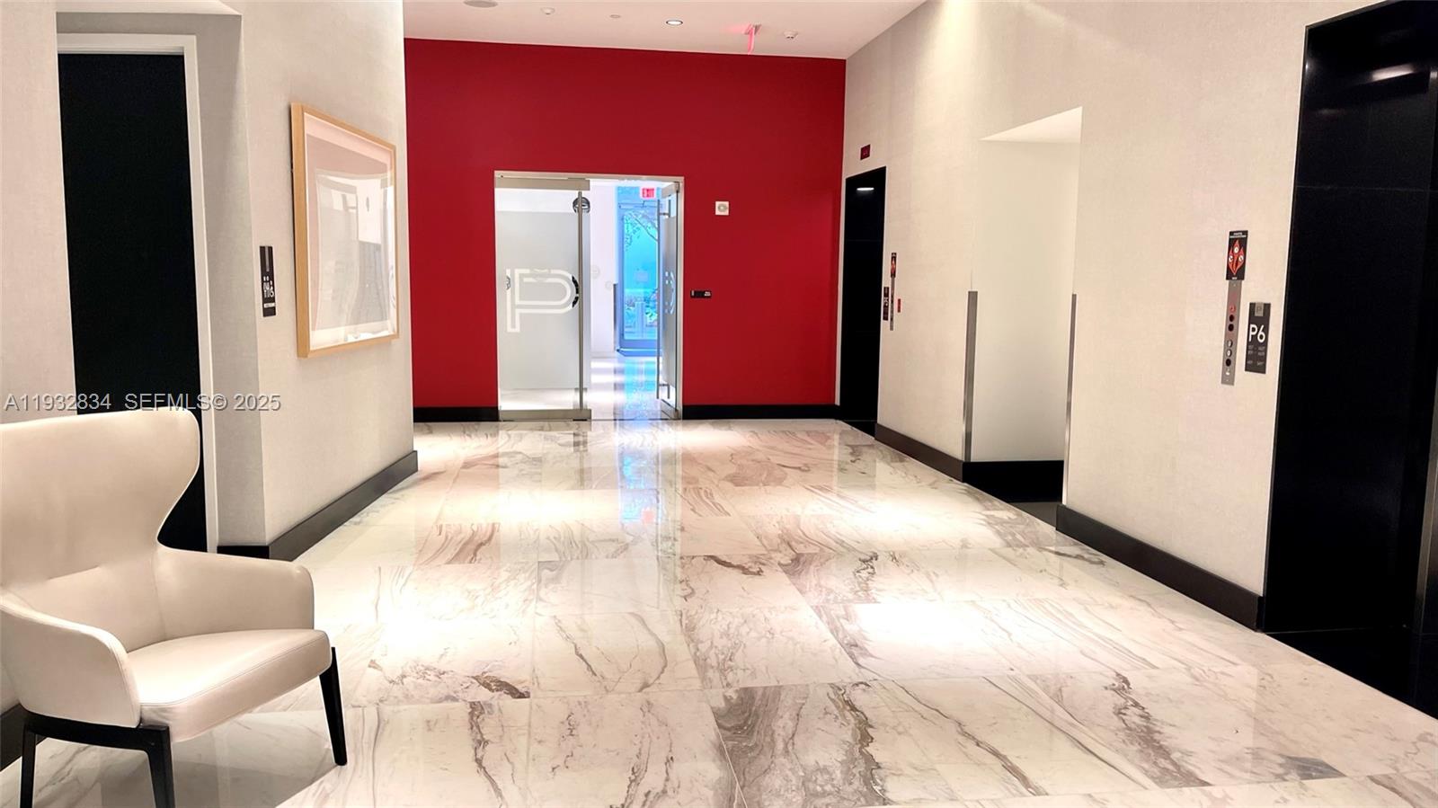 PARAMOUNT MIAMI WORLDCENT - Residential