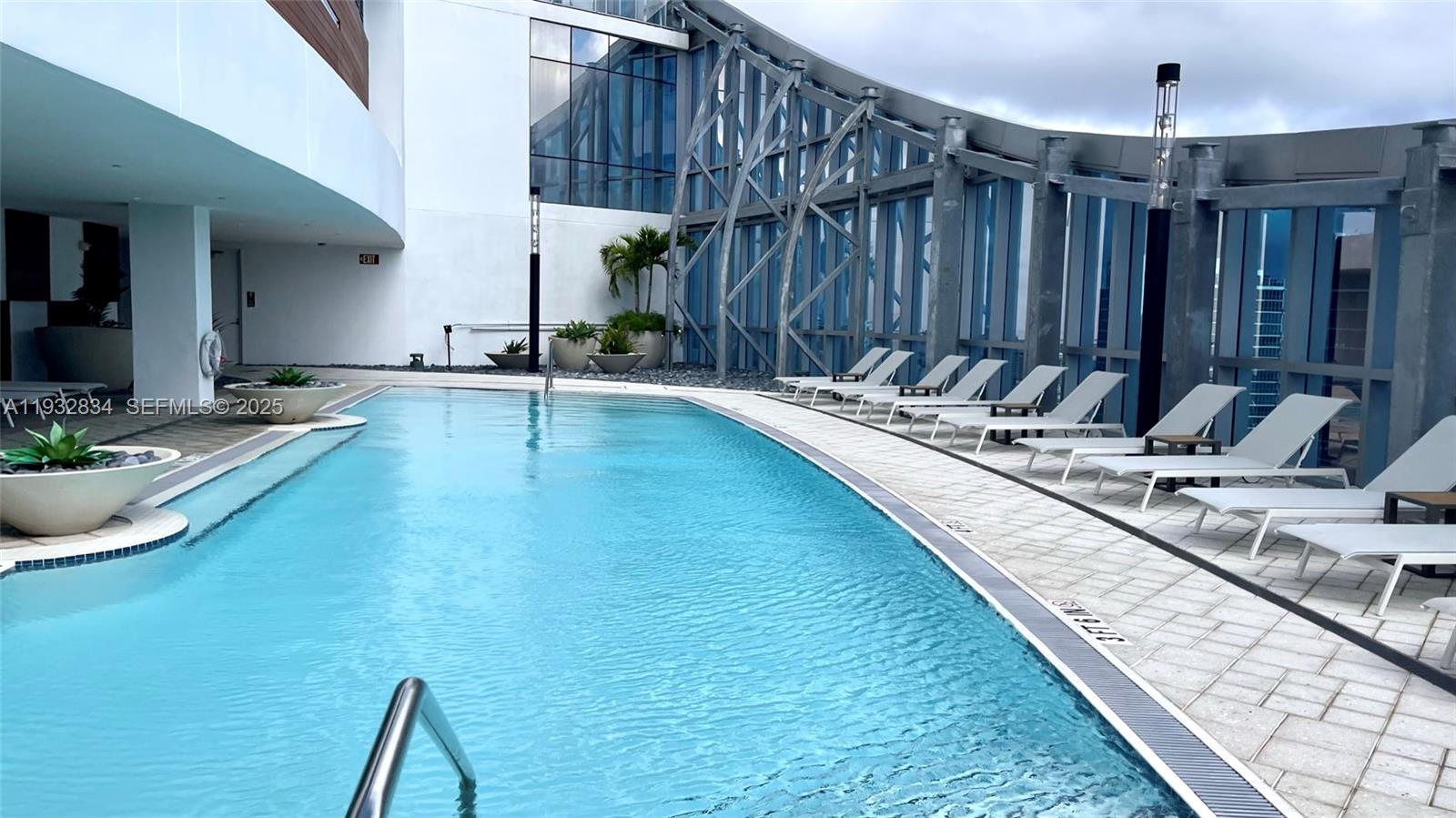 PARAMOUNT MIAMI WORLDCENT - Residential