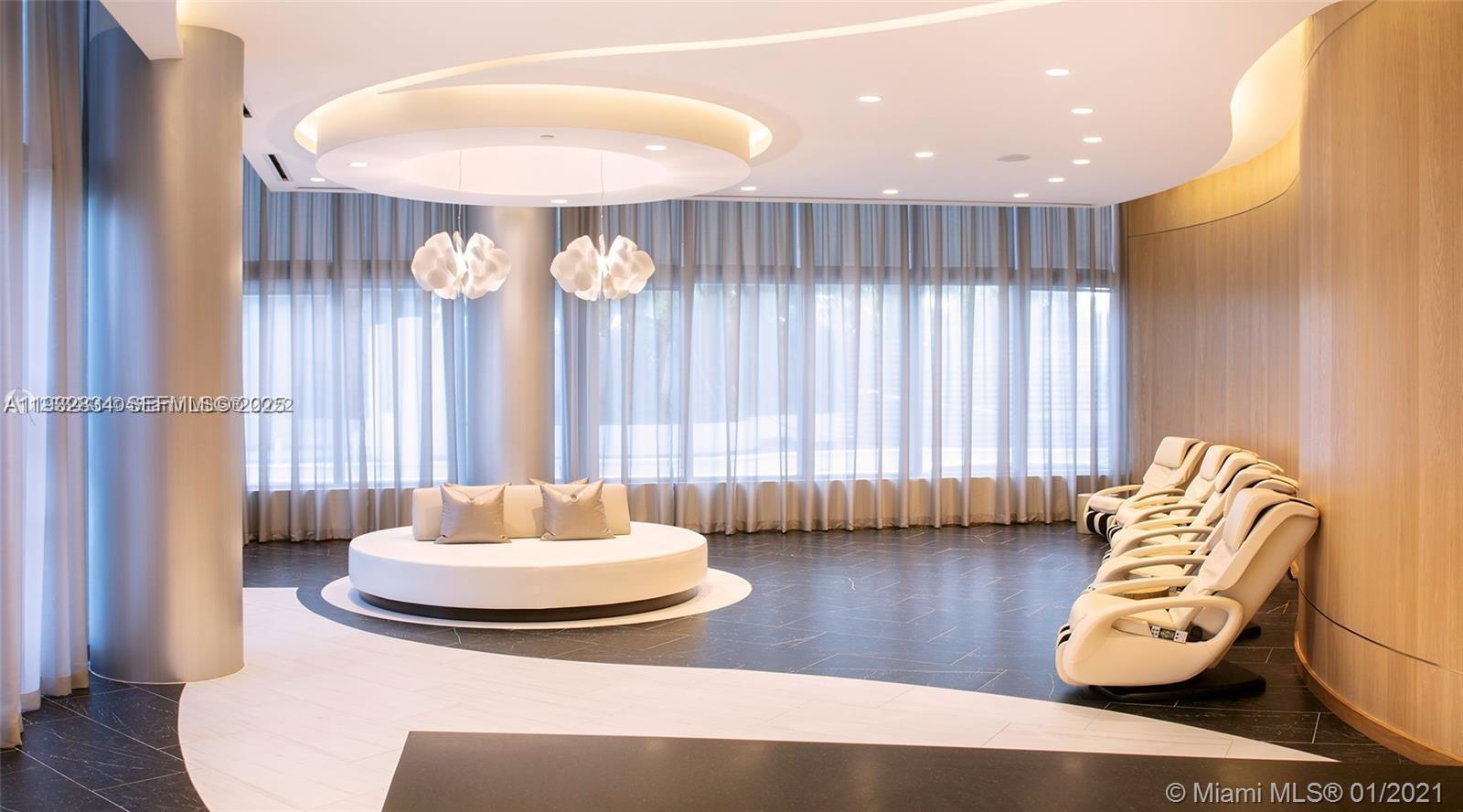 PARAMOUNT MIAMI WORLDCENT - Residential