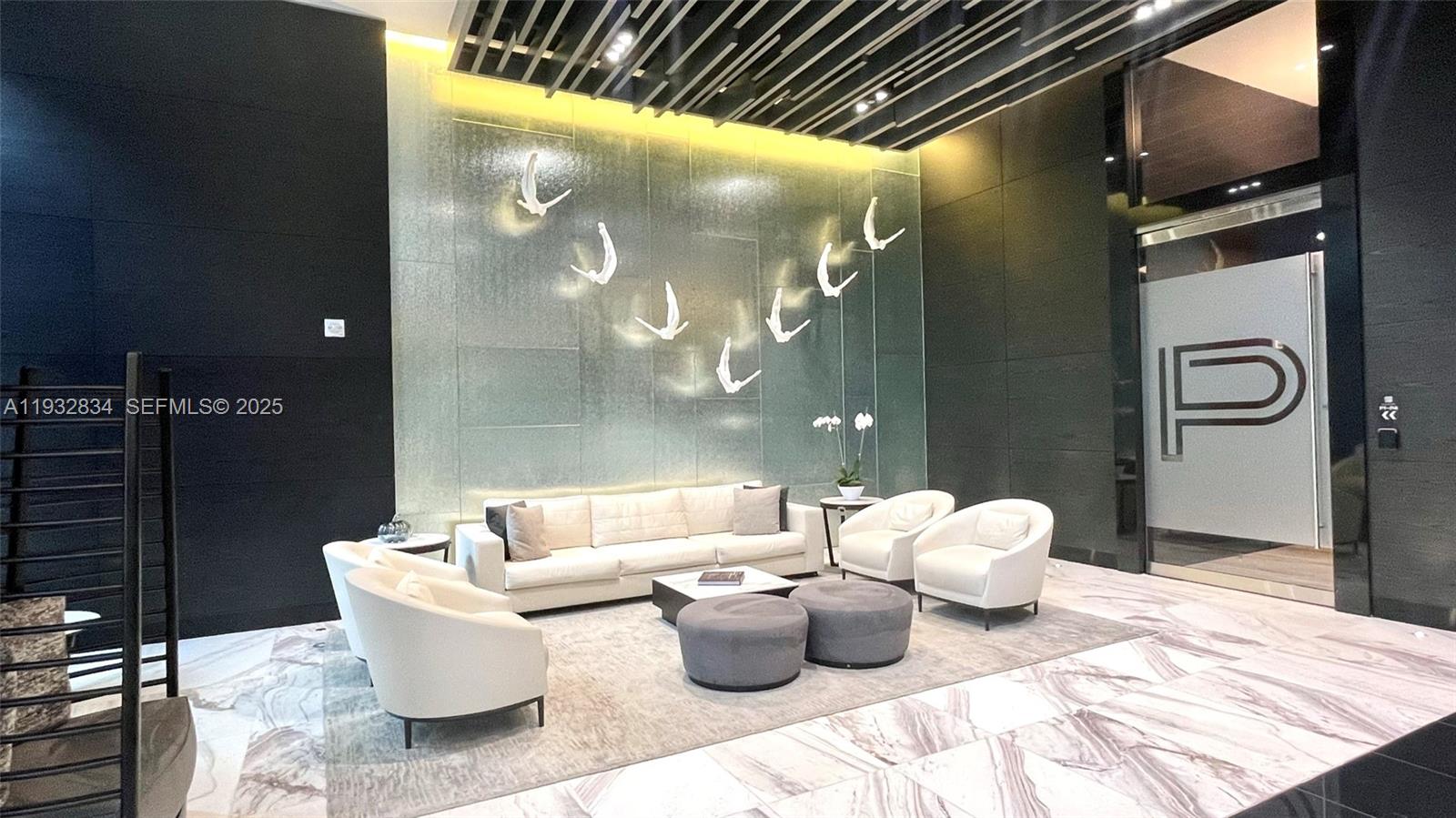 PARAMOUNT MIAMI WORLDCENT - Residential