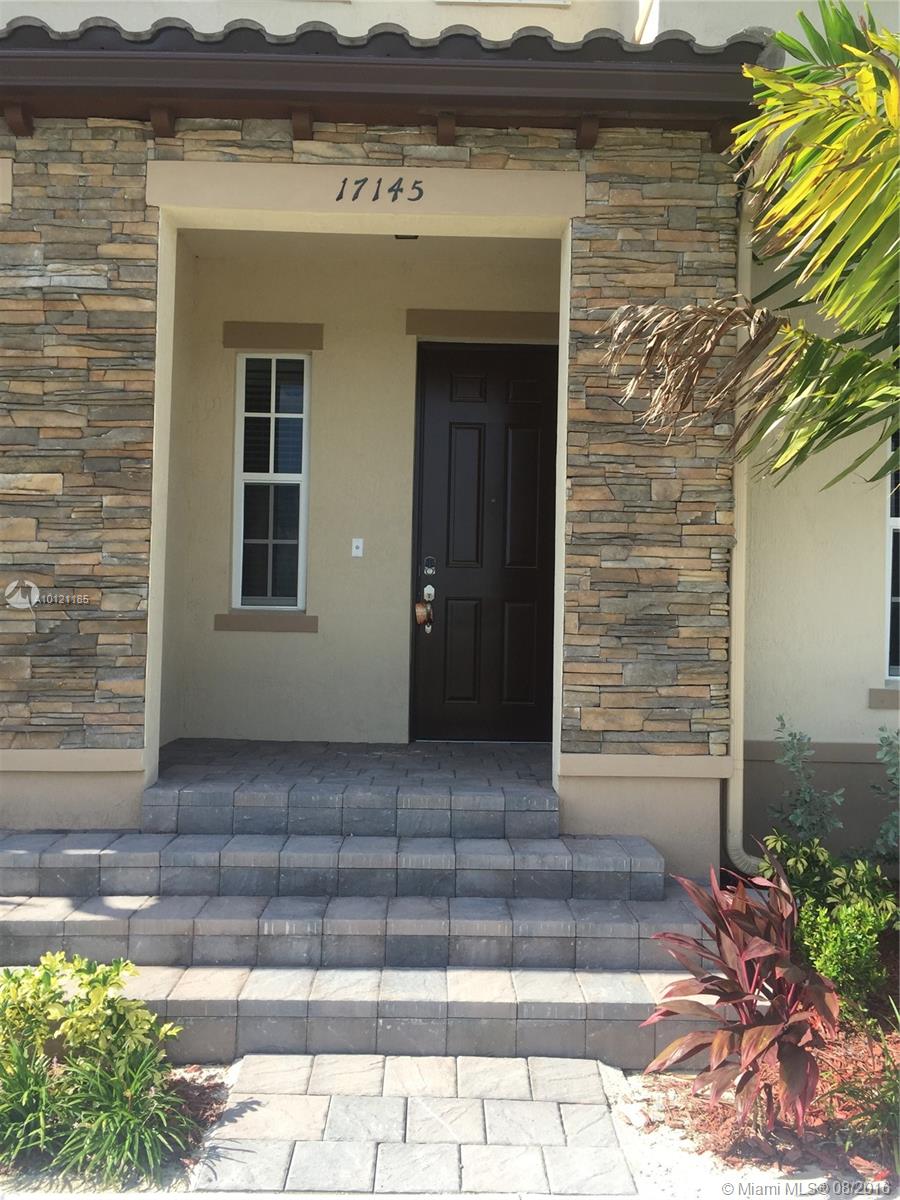 KENDALL COMMONS - Residential Lease