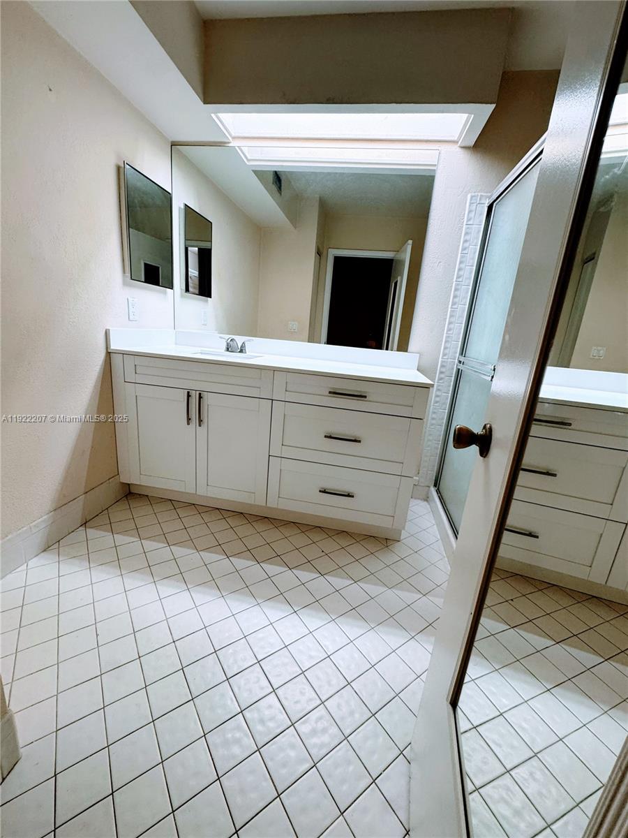 OPTIMA VILLAGE I-E CONDO - Residential Lease