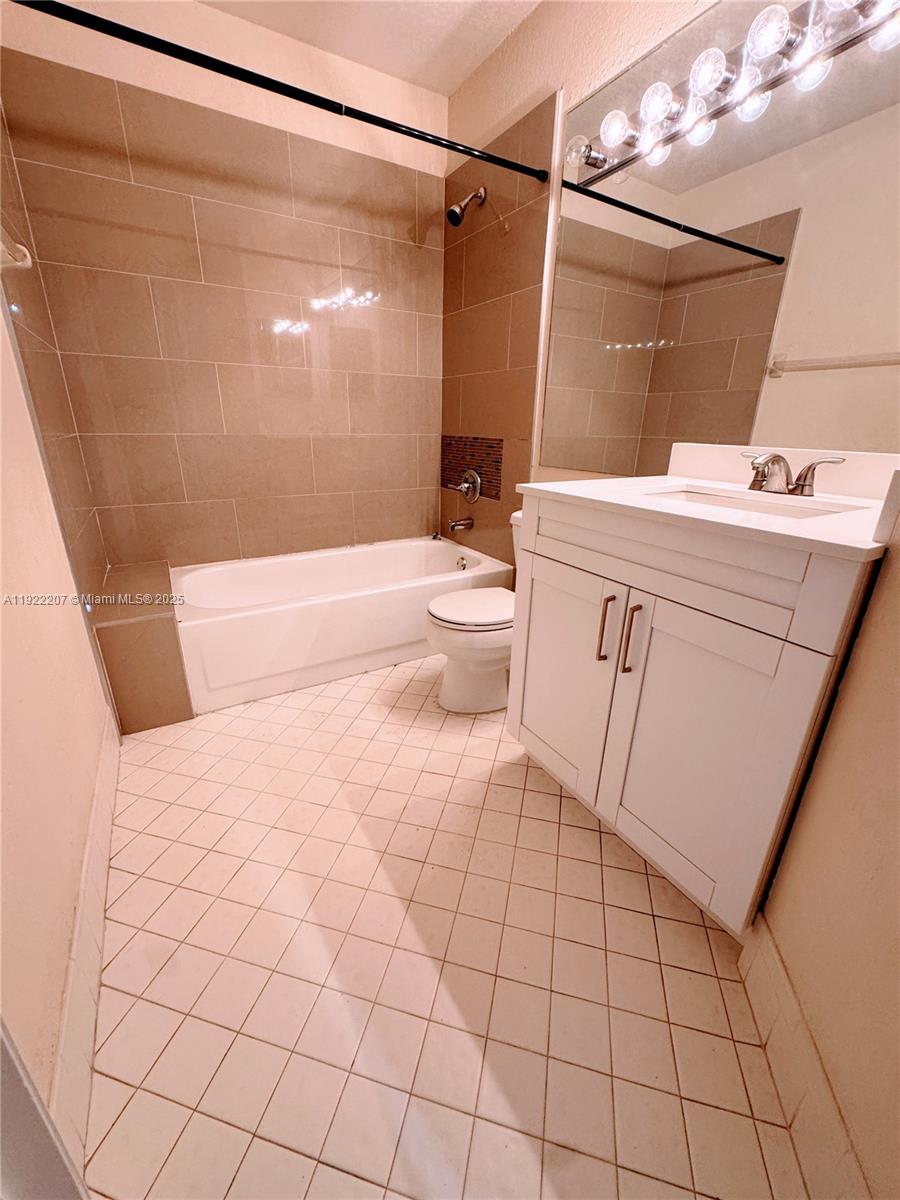 OPTIMA VILLAGE I-E CONDO - Residential Lease