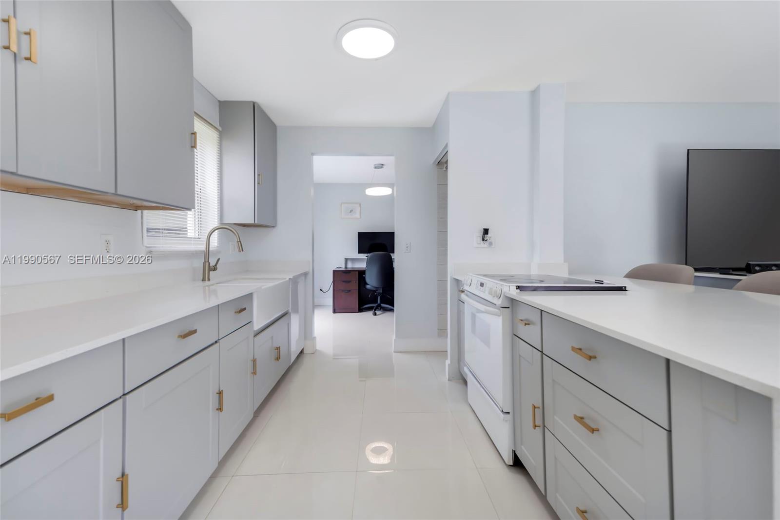 LAKES BY THE BAY SEC 6 - Residential