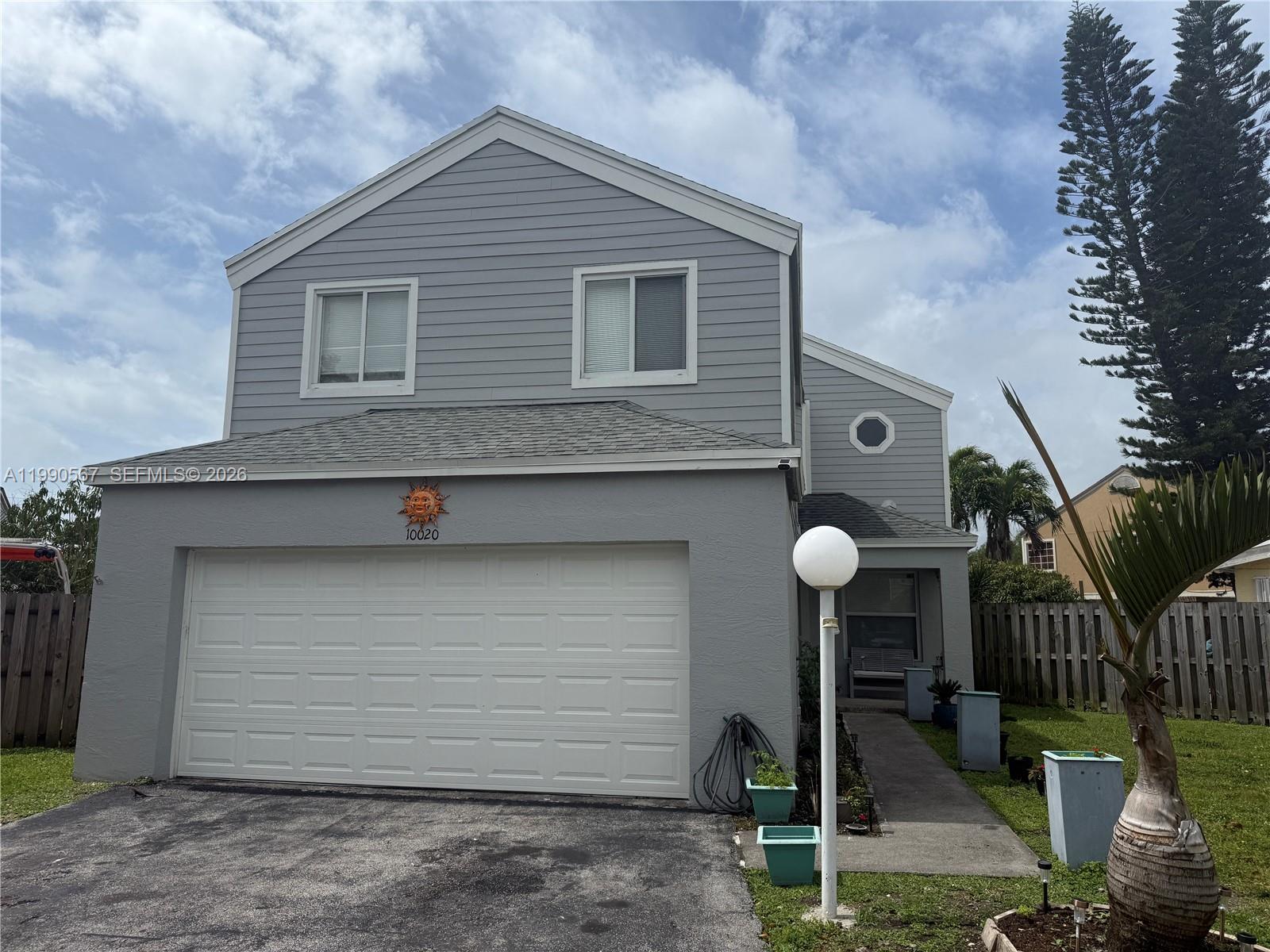 LAKES BY THE BAY SEC 6 - Residential