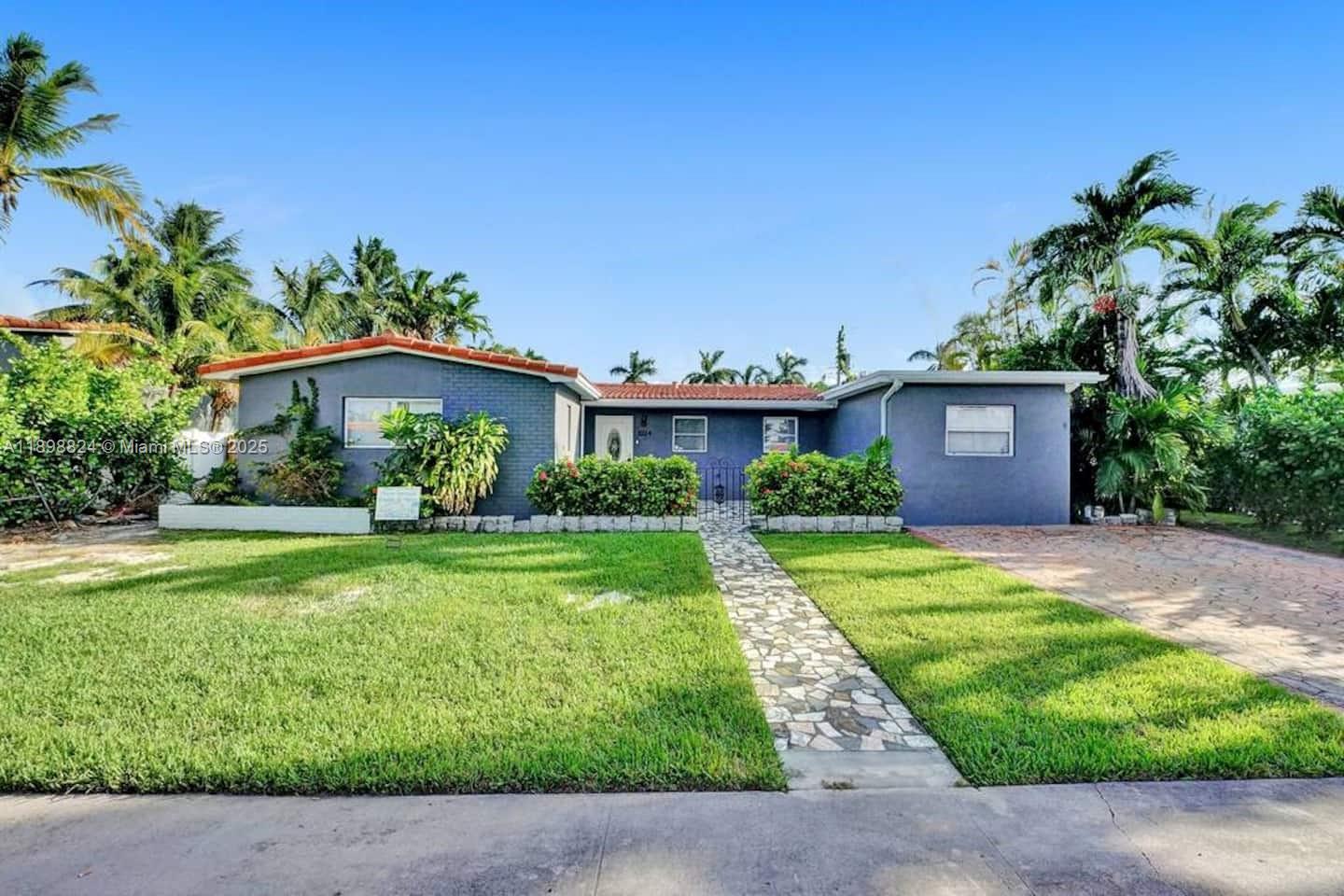 GULFSTREAM ESTATES NO 3 - Residential Lease