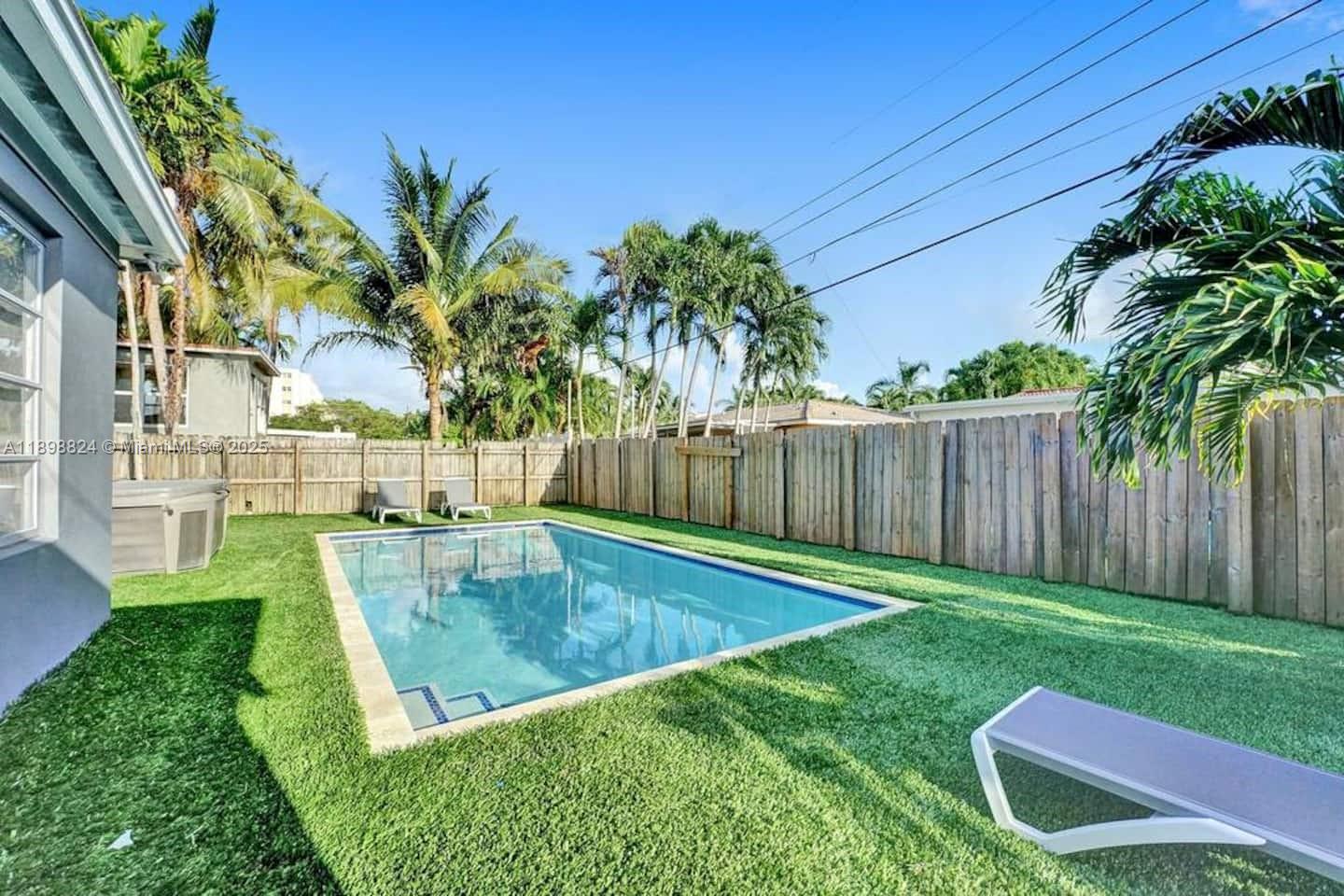 GULFSTREAM ESTATES NO 3 - Residential Lease