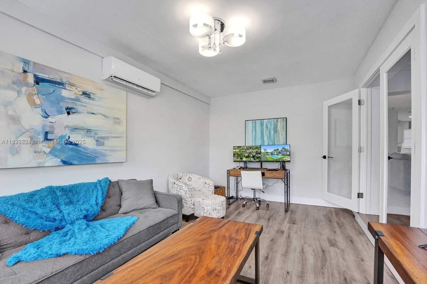 GULFSTREAM ESTATES NO 3 - Residential Lease