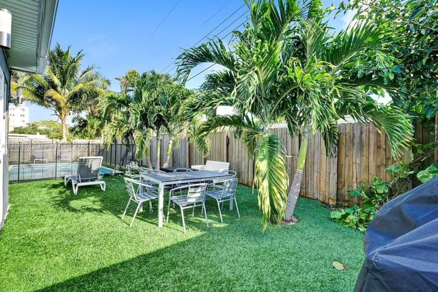 GULFSTREAM ESTATES NO 3 - Residential Lease