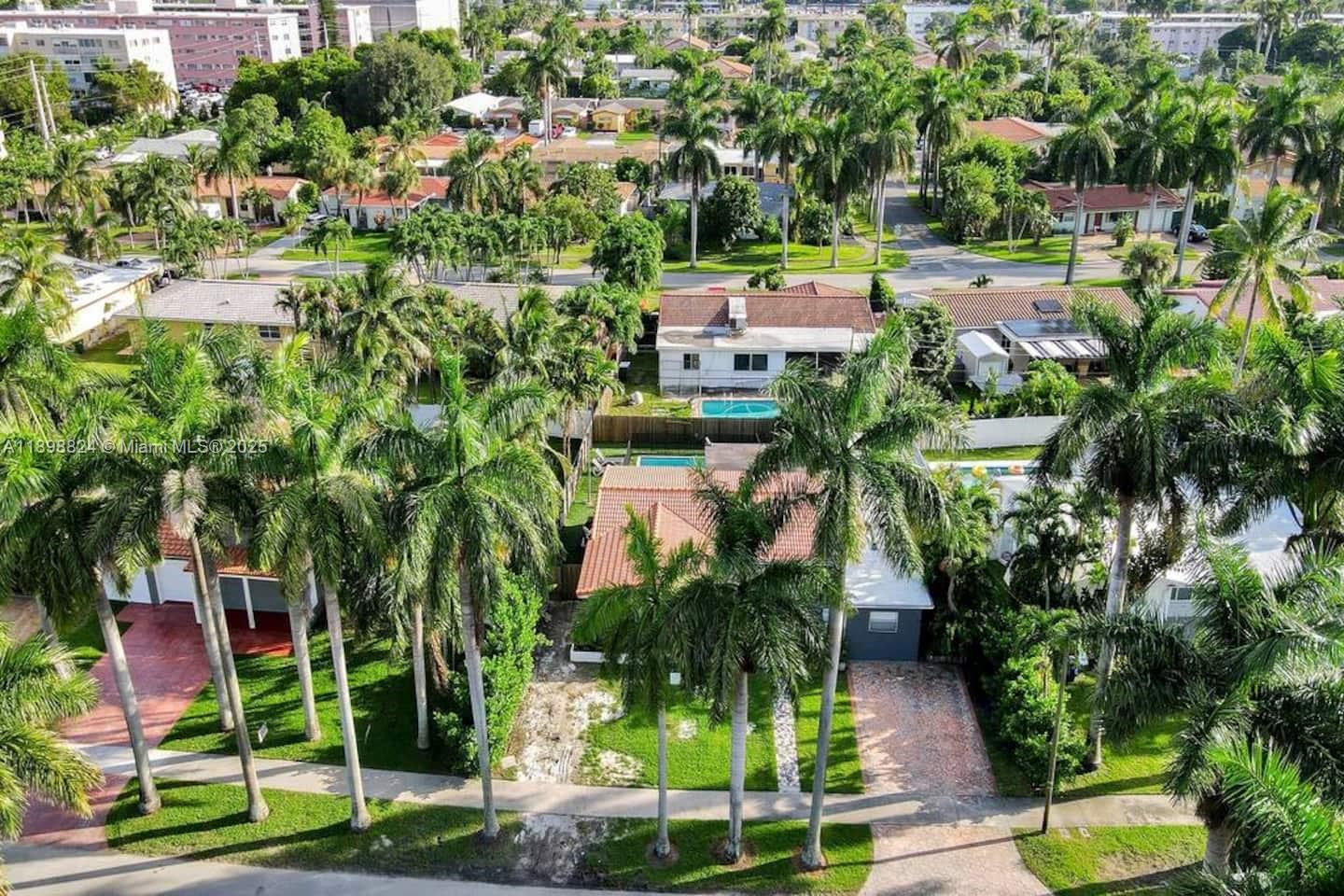 GULFSTREAM ESTATES NO 3 - Residential Lease