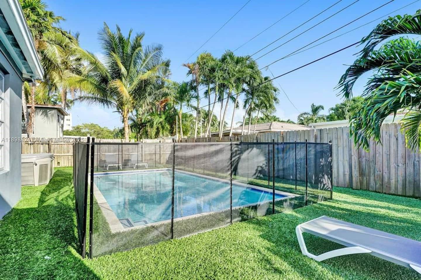 GULFSTREAM ESTATES NO 3 - Residential Lease