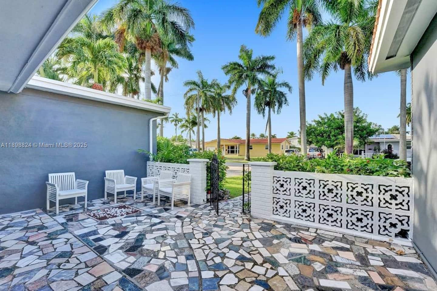 GULFSTREAM ESTATES NO 3 - Residential Lease