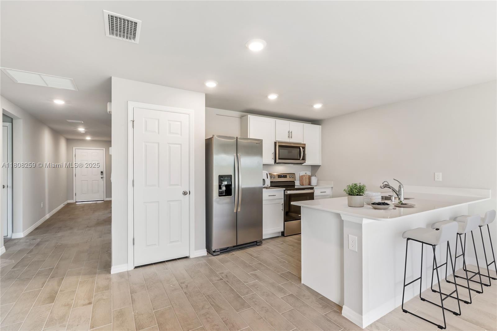 LABELLE - Residential Lease