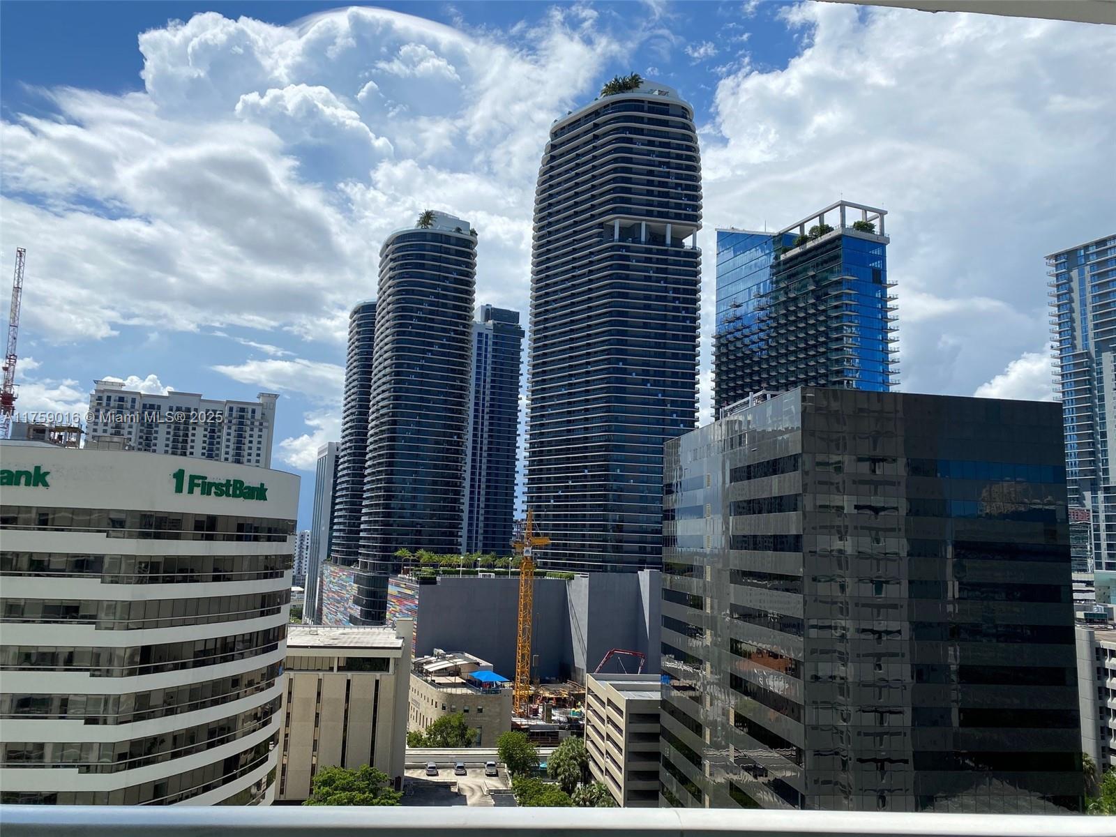 MARY BRICKELLS ADDN BLK 1 - Residential