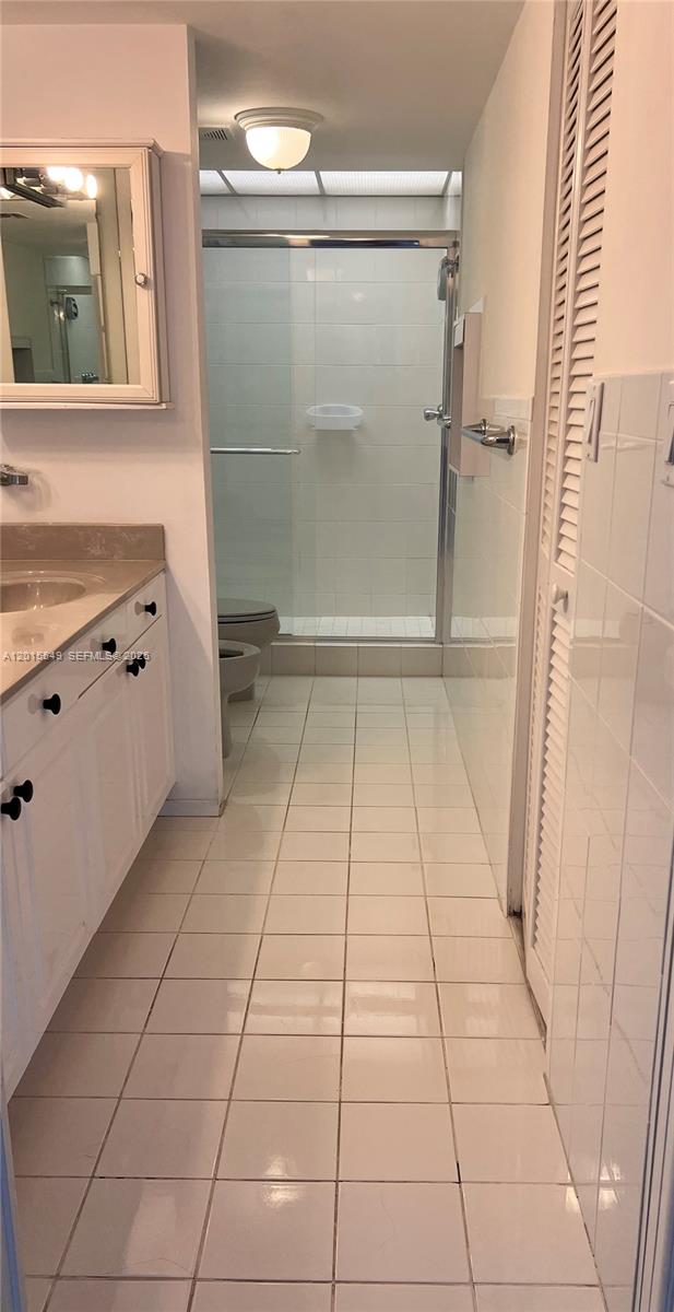 OCEAN VILLAGE CONDO - Residential Lease