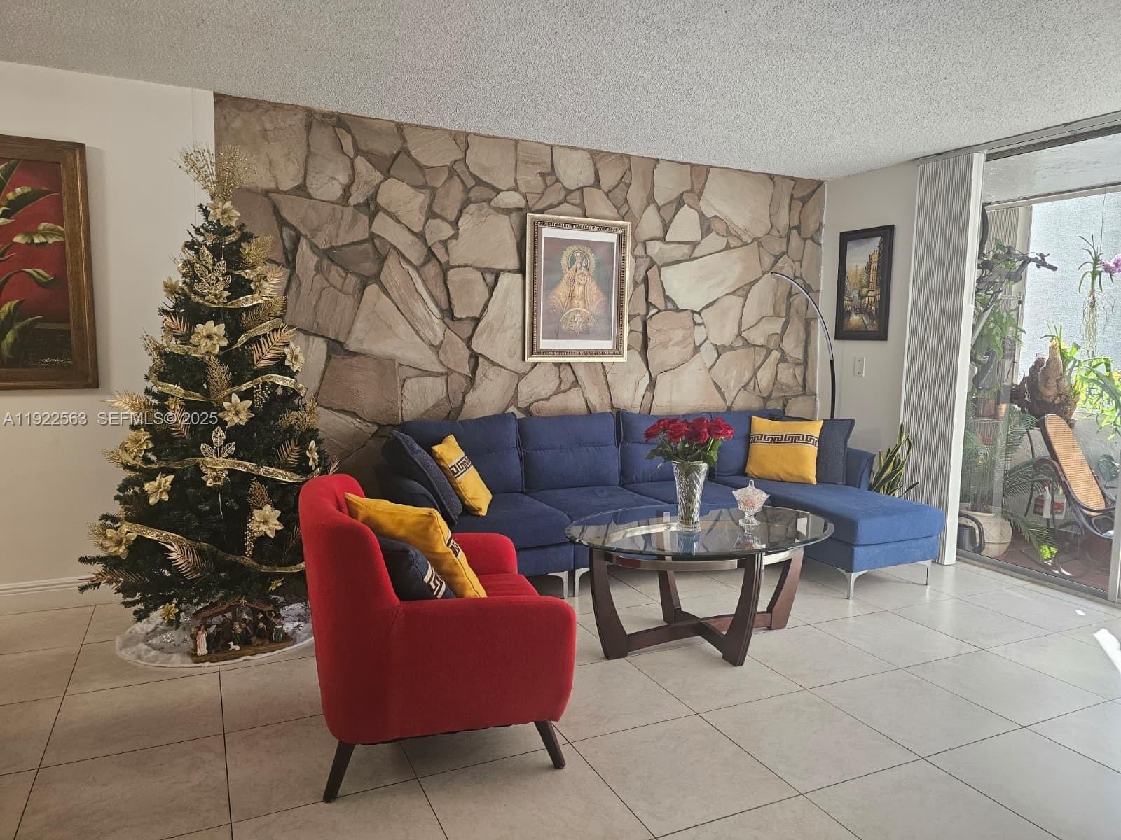 SUMMIT CHASE CONDO - Residential