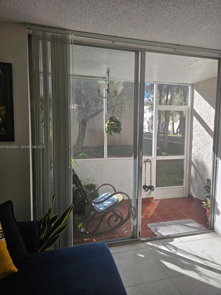 SUMMIT CHASE CONDO - Residential