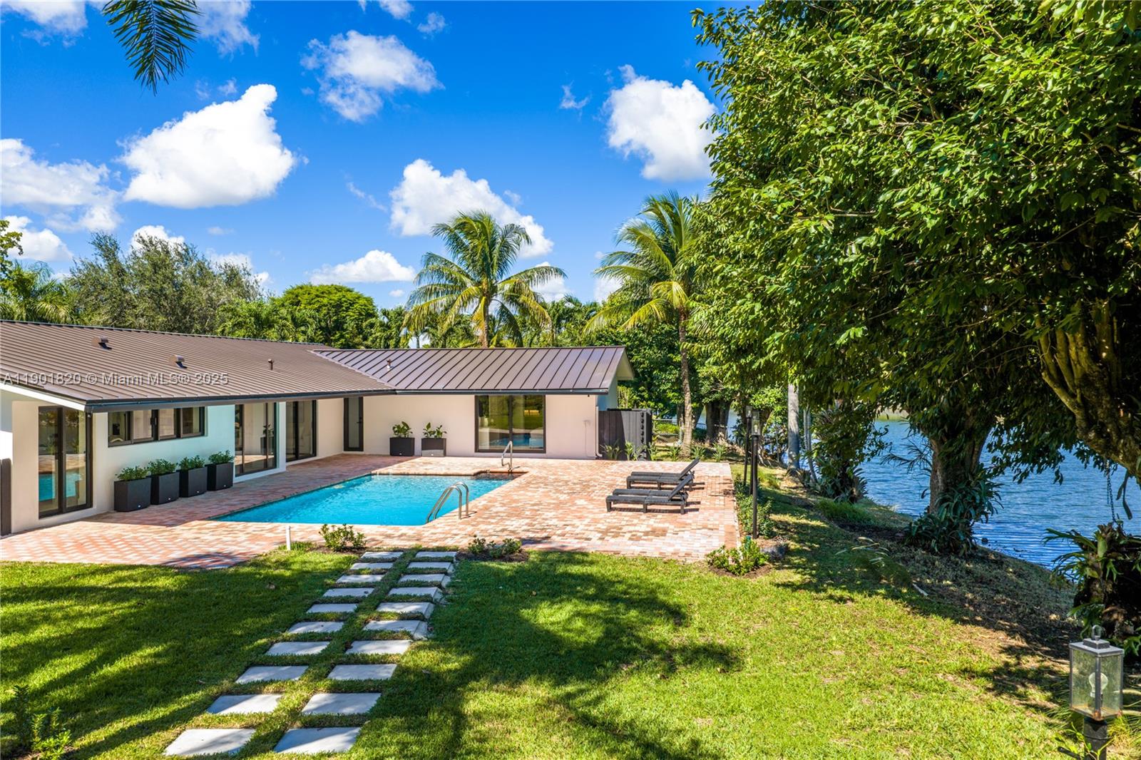 KENDALL LANE ESTATES SEC - Residential