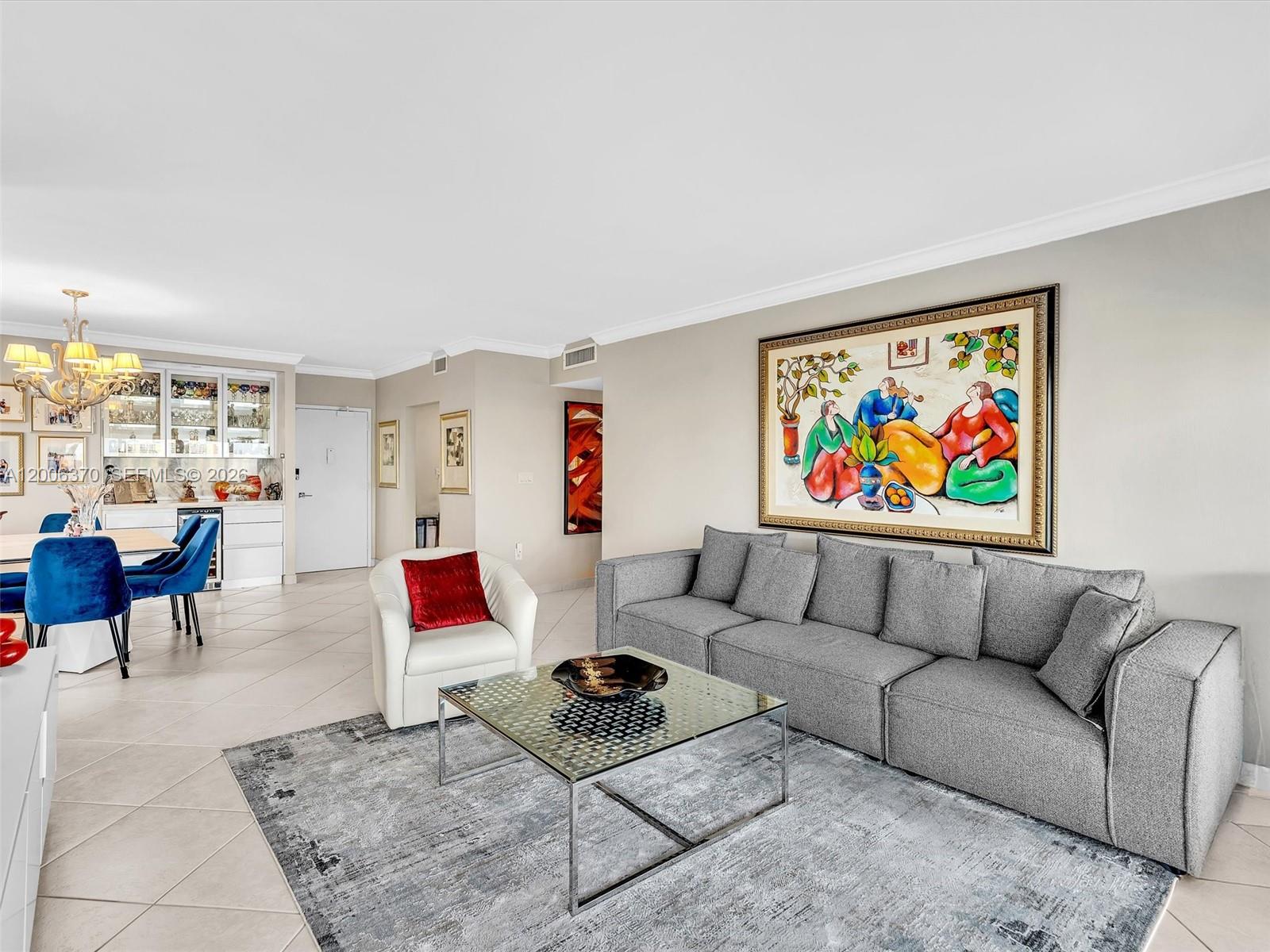 ARLEN HOUSE WEST CONDO - Residential