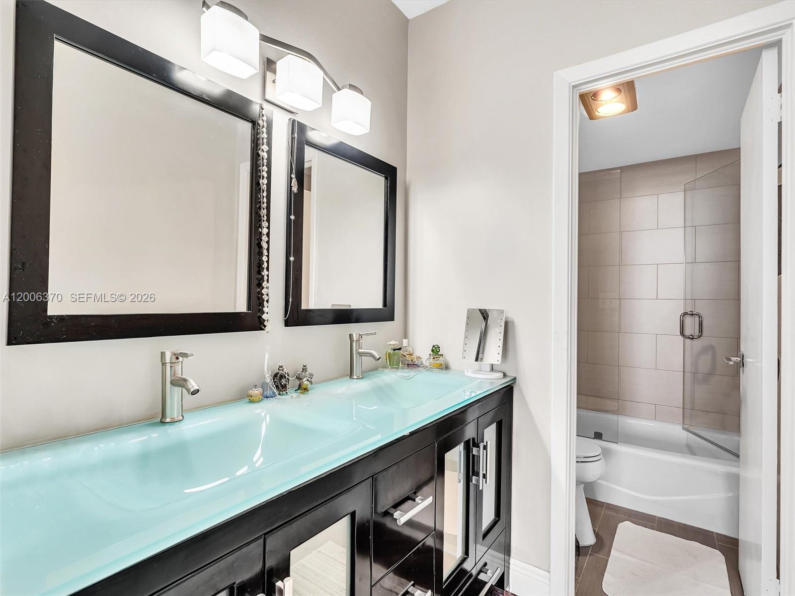 ARLEN HOUSE WEST CONDO - Residential