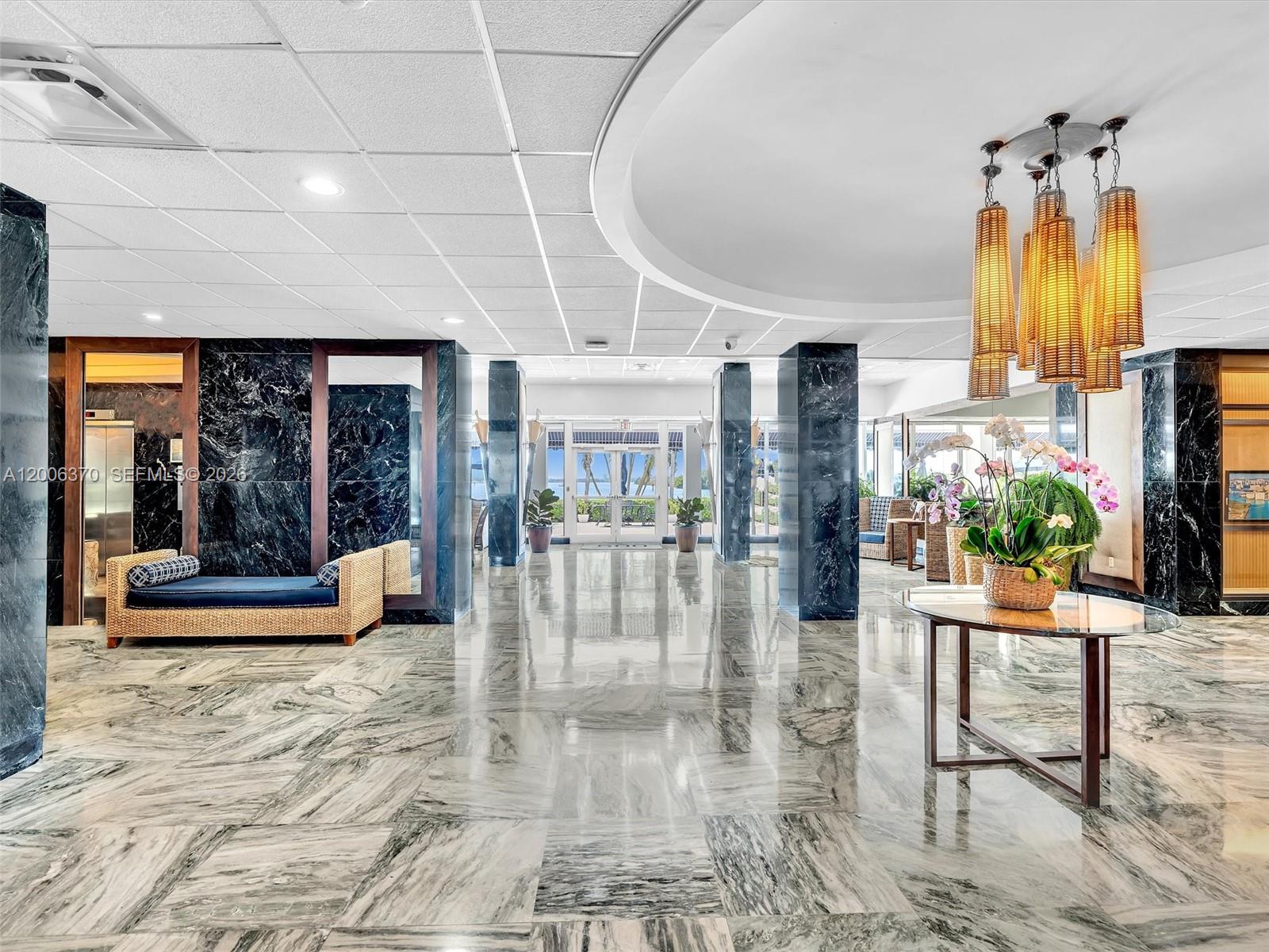 ARLEN HOUSE WEST CONDO - Residential