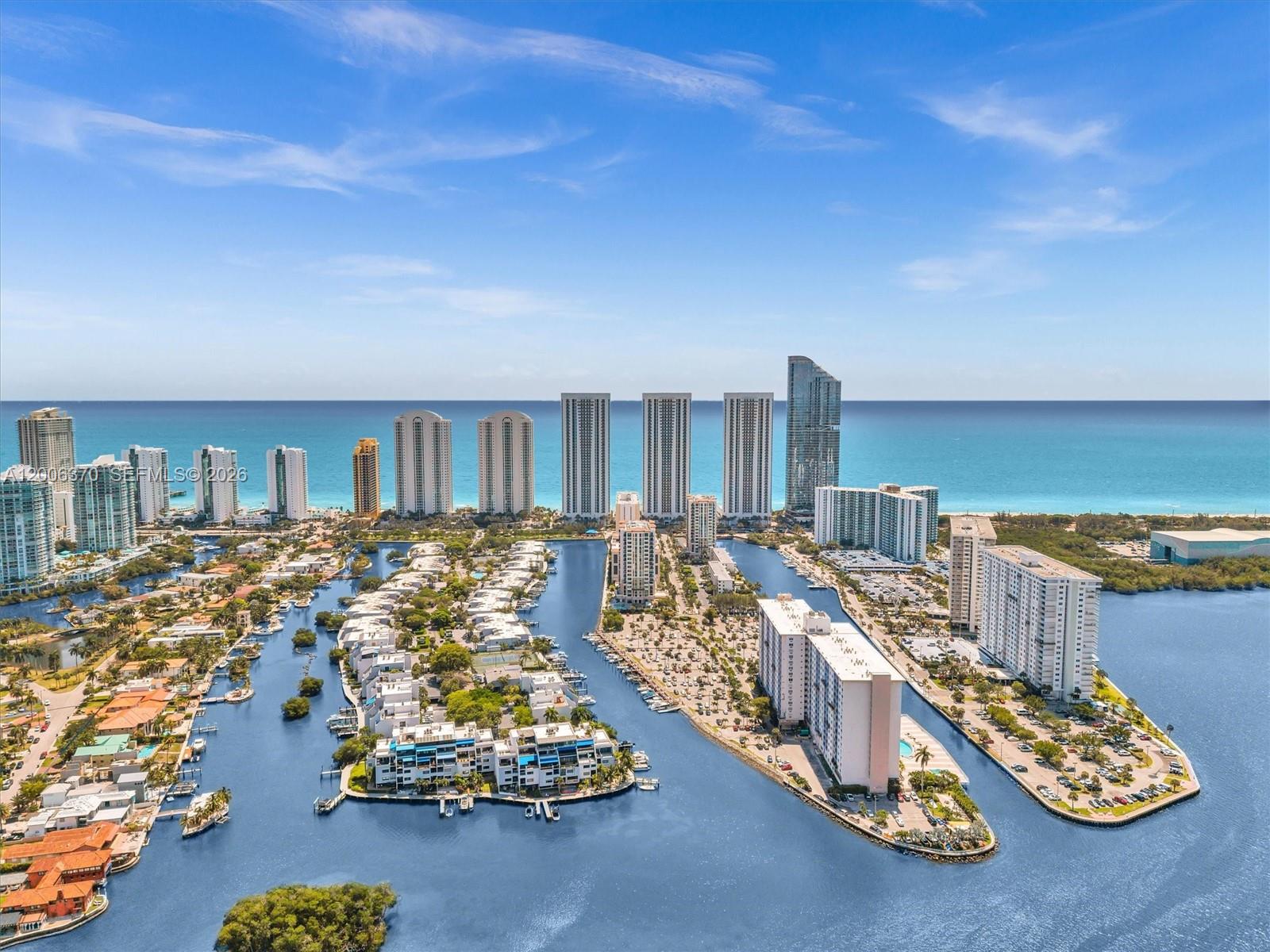 ARLEN HOUSE WEST CONDO - Residential