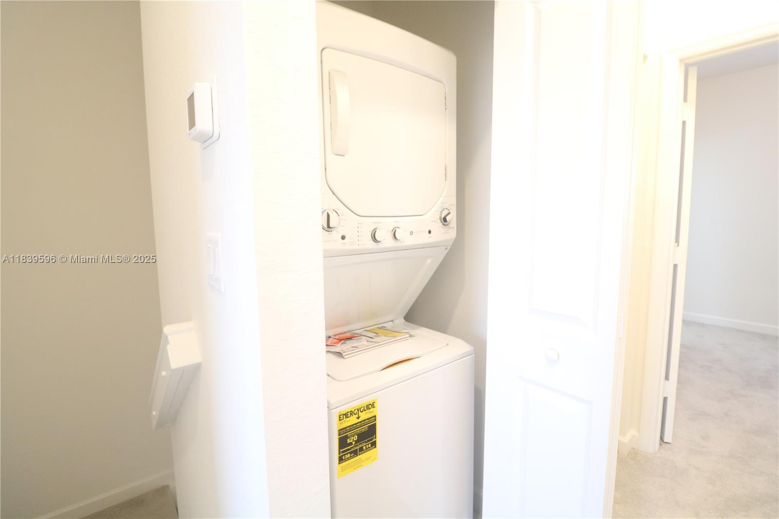 PARADISE PINES - Residential