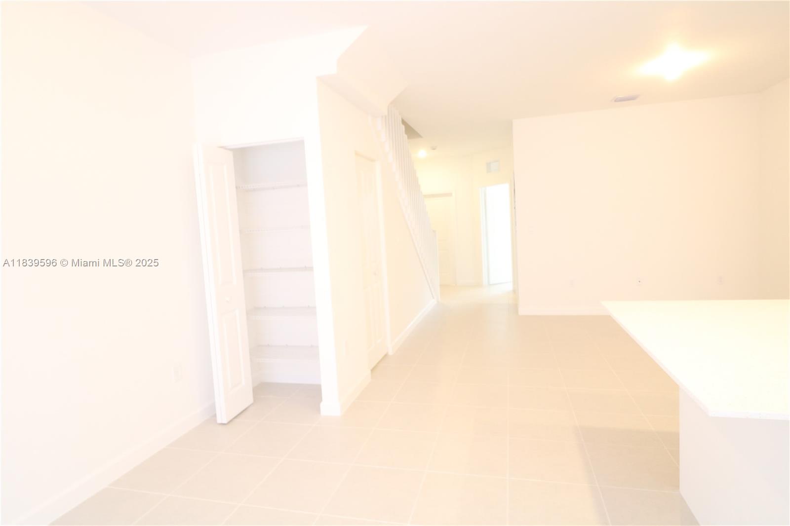 PARADISE PINES - Residential