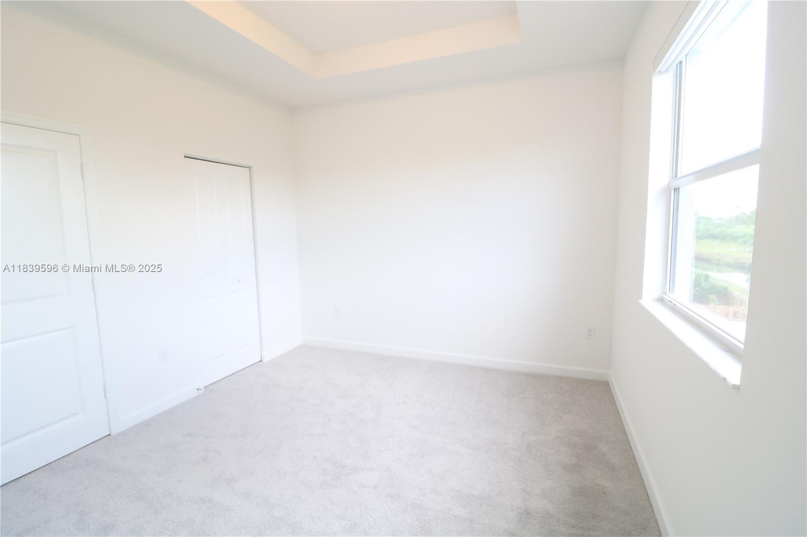 PARADISE PINES - Residential