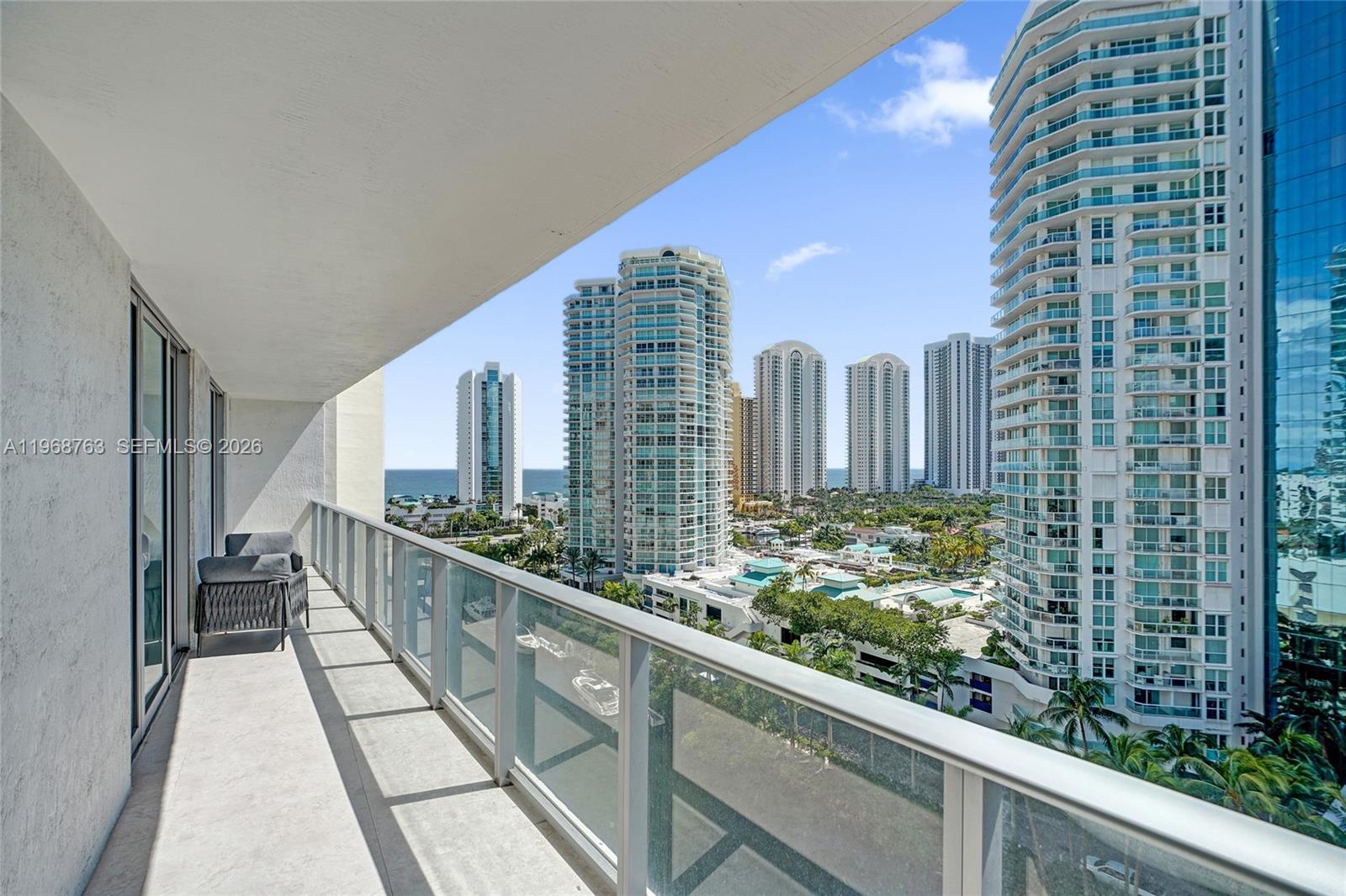 PARQUE TOWERS CONDO - Residential